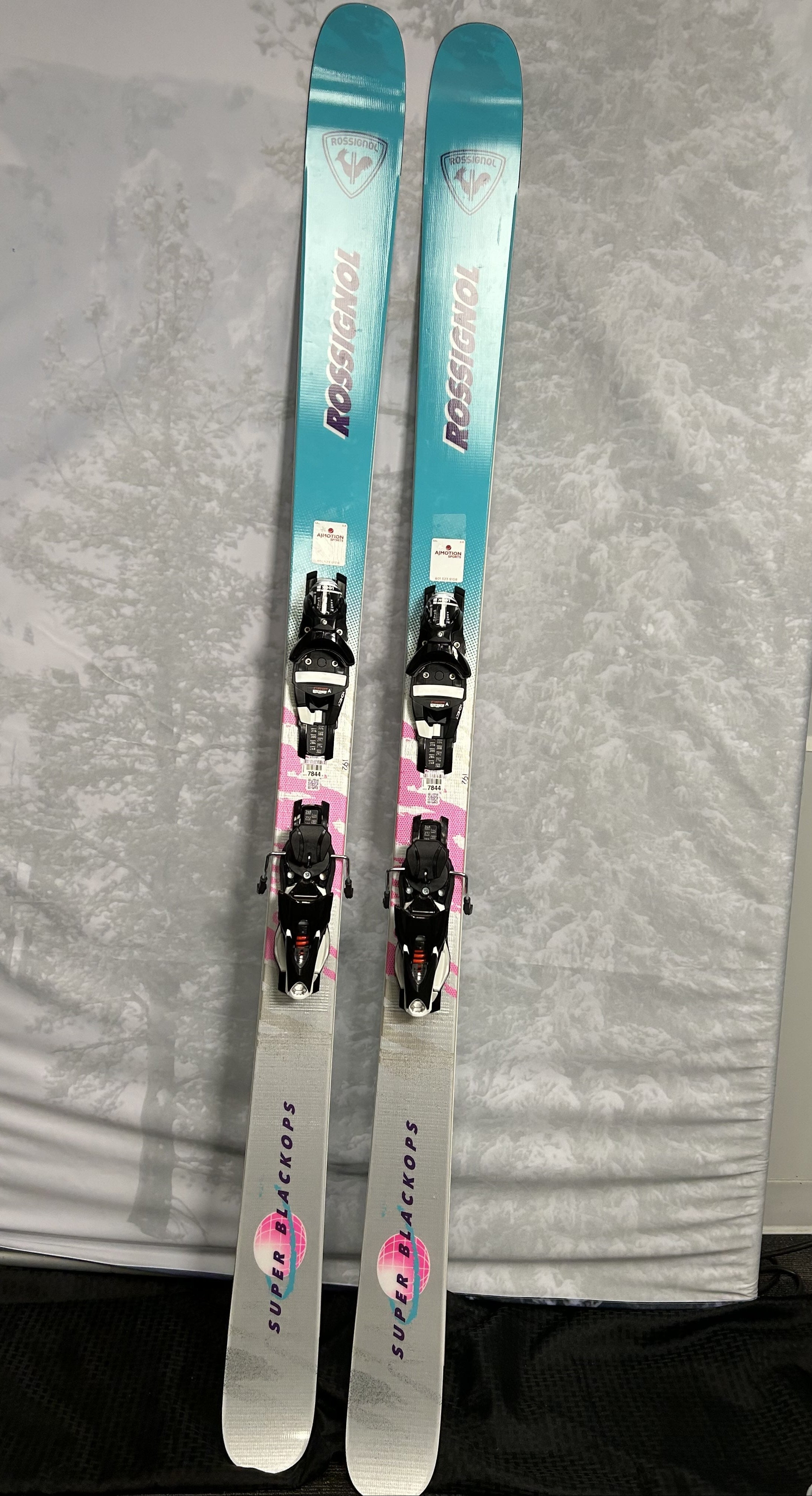 Used Rossignol Super Blackops 98 192cm Skis w/ Look Nx 12 Binding