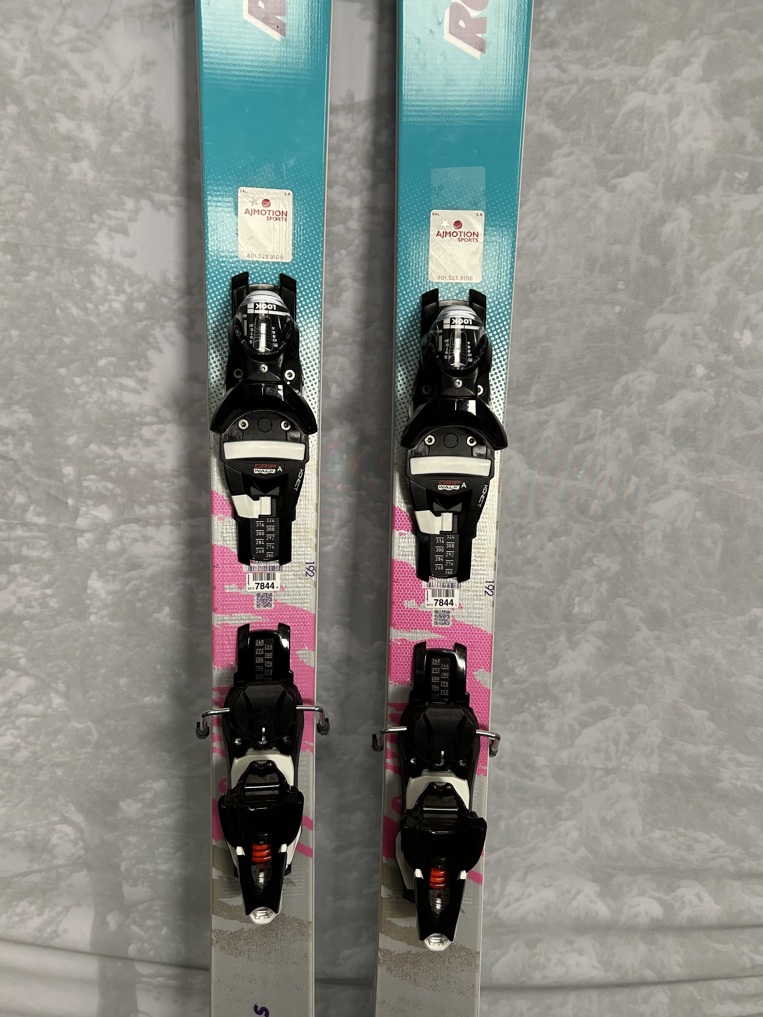Used Rossignol Super Blackops 98 192cm Skis w/ Look Nx 12 Binding