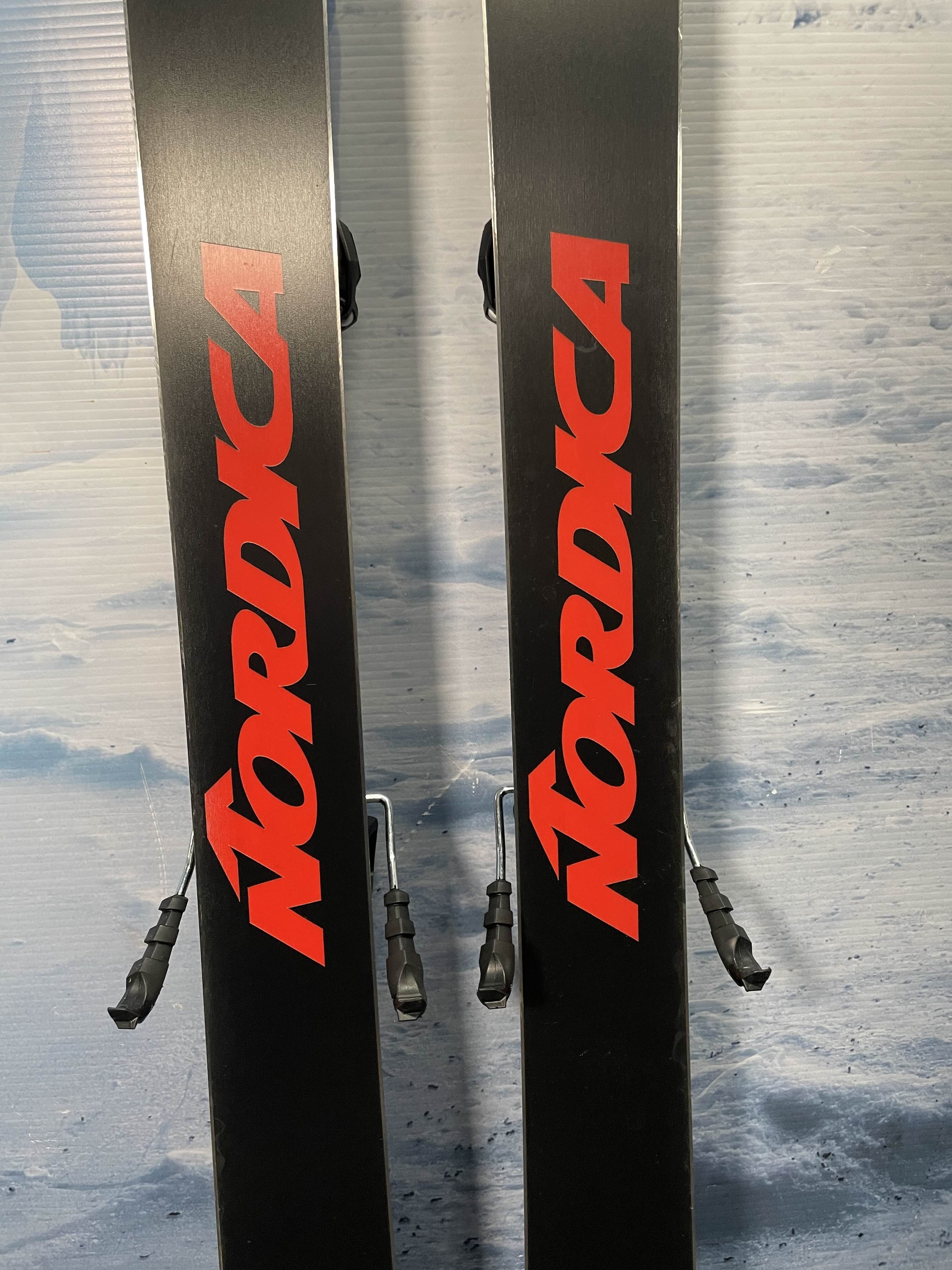 Lightly Used 2025 Nordica Enforcer 89 167cm w/ Adjustable Tyrolia Attack 14 MN