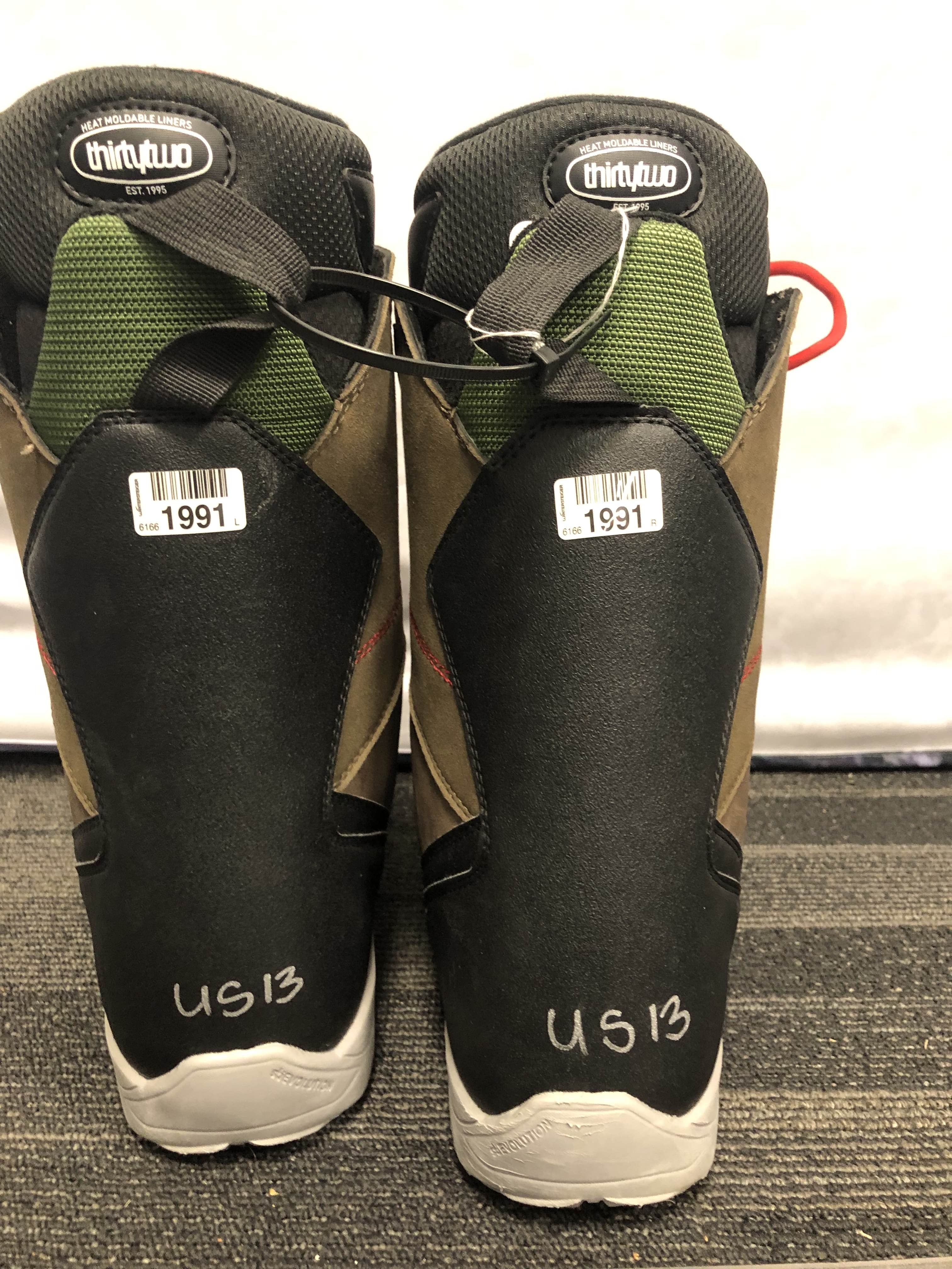 Used ThirtyTwo Shifty Lace - 31.0