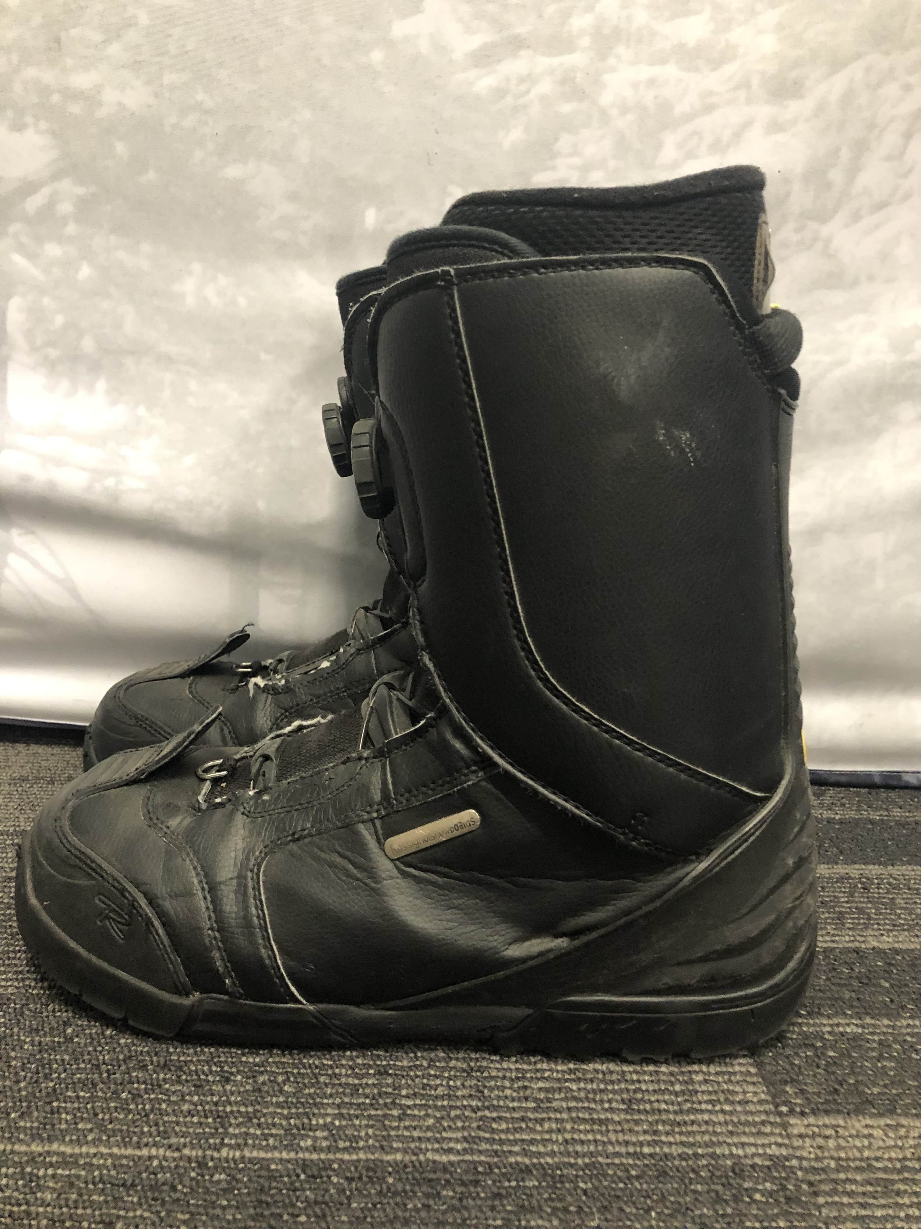 Used Rossignol Excite BOA Snowboard Boot - 30.0