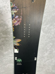 Used 2025 Never Summer Infinity 142 CM Snowboard