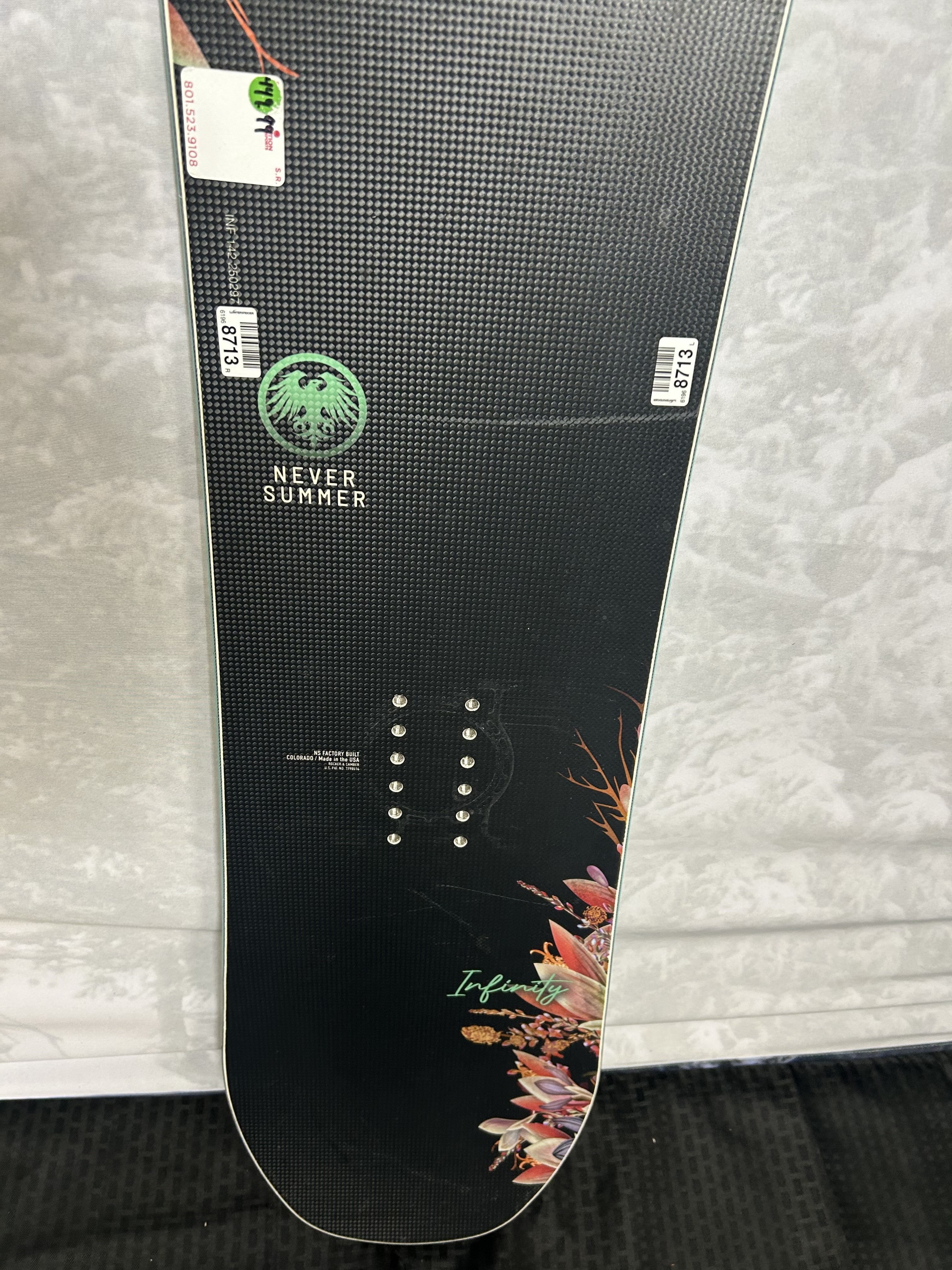Used 2025 Never Summer Infinity 142 CM Snowboard