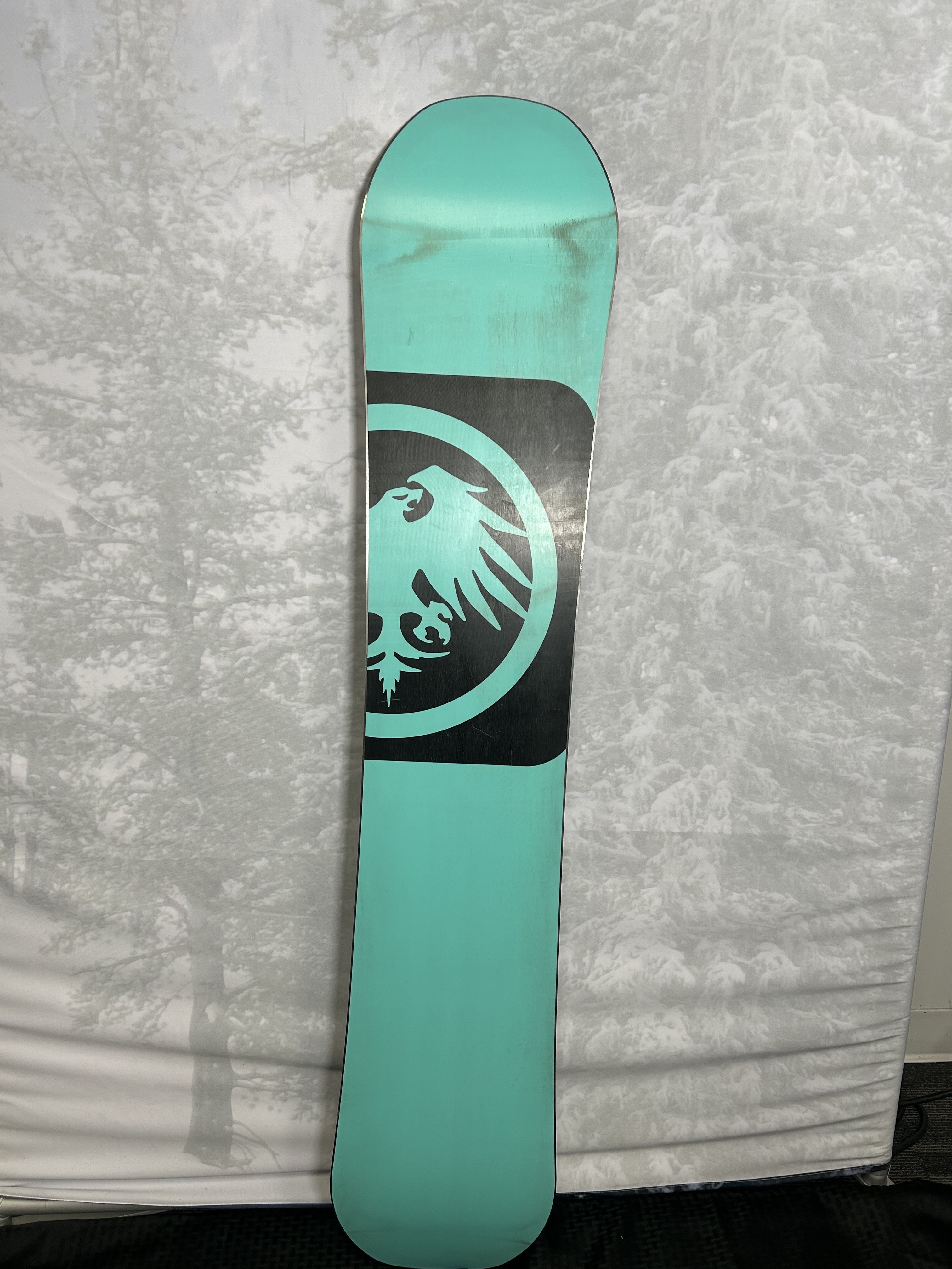 Used 2025 Never Summer Infinity 142 CM Snowboard