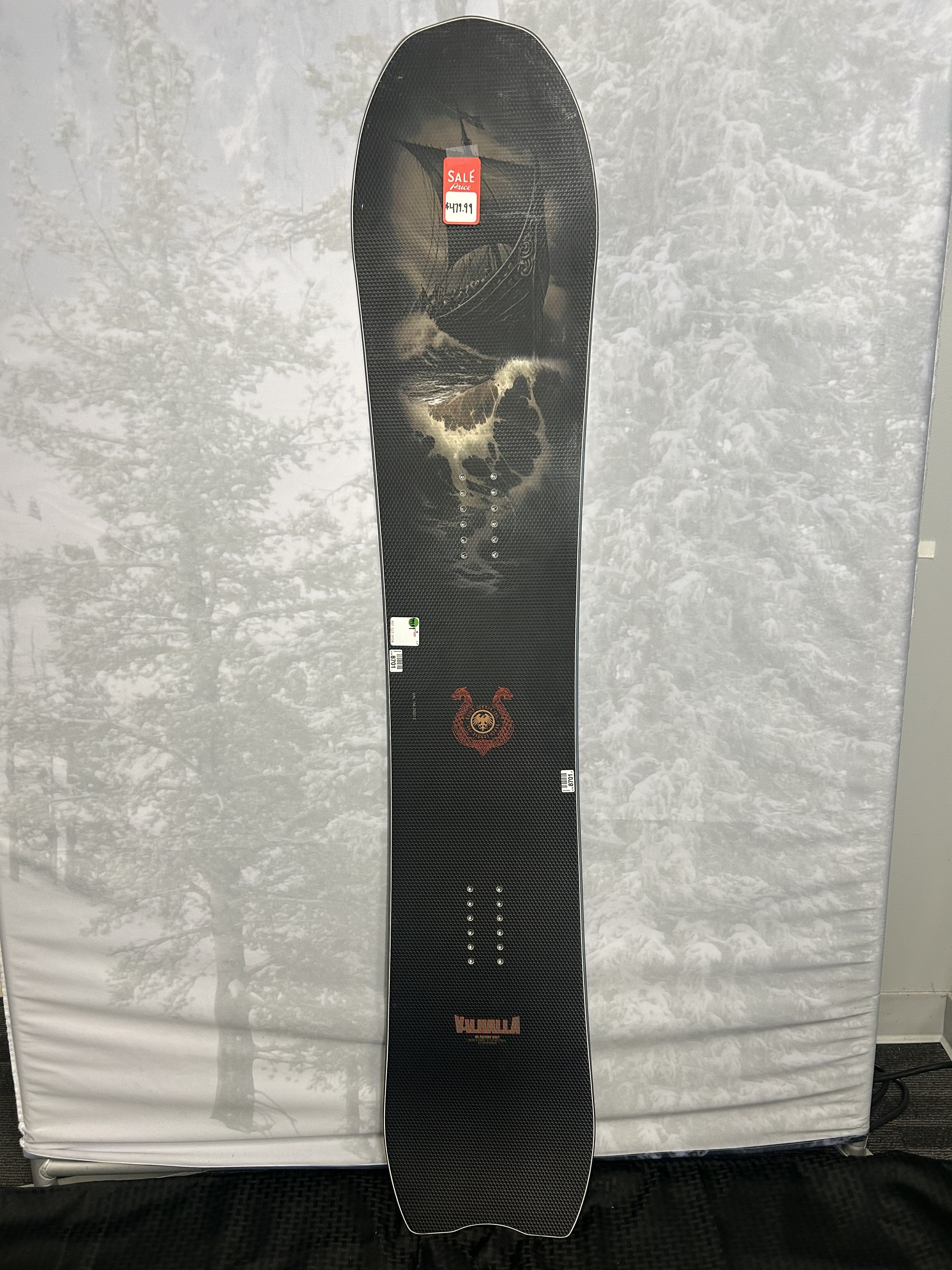 Used 2025 Never Summer Valhalla 156CM Snowboard