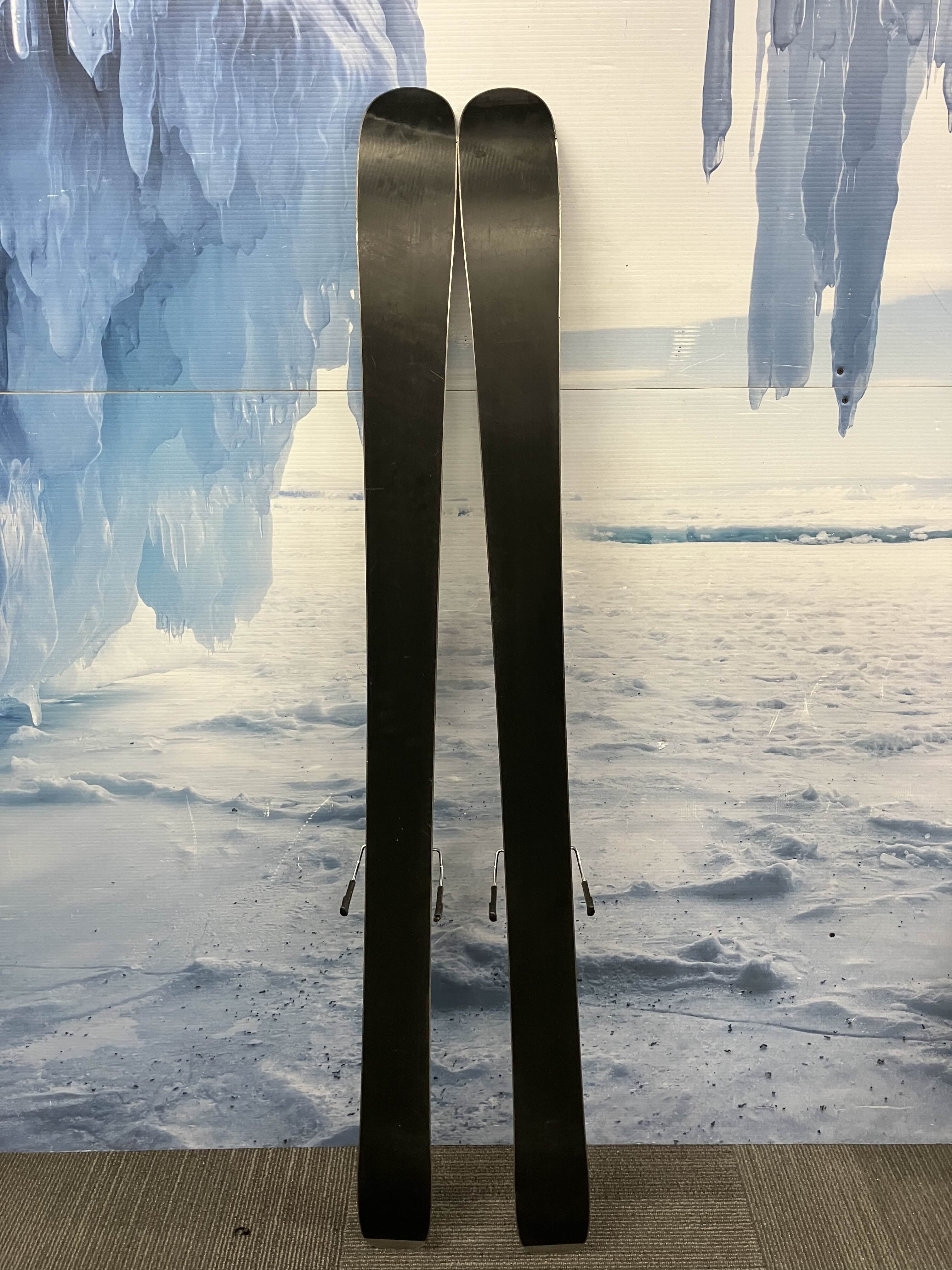 Used Rossignol Sender 90 Pro Skis 160cm w/ Look 10 Demo Bindings