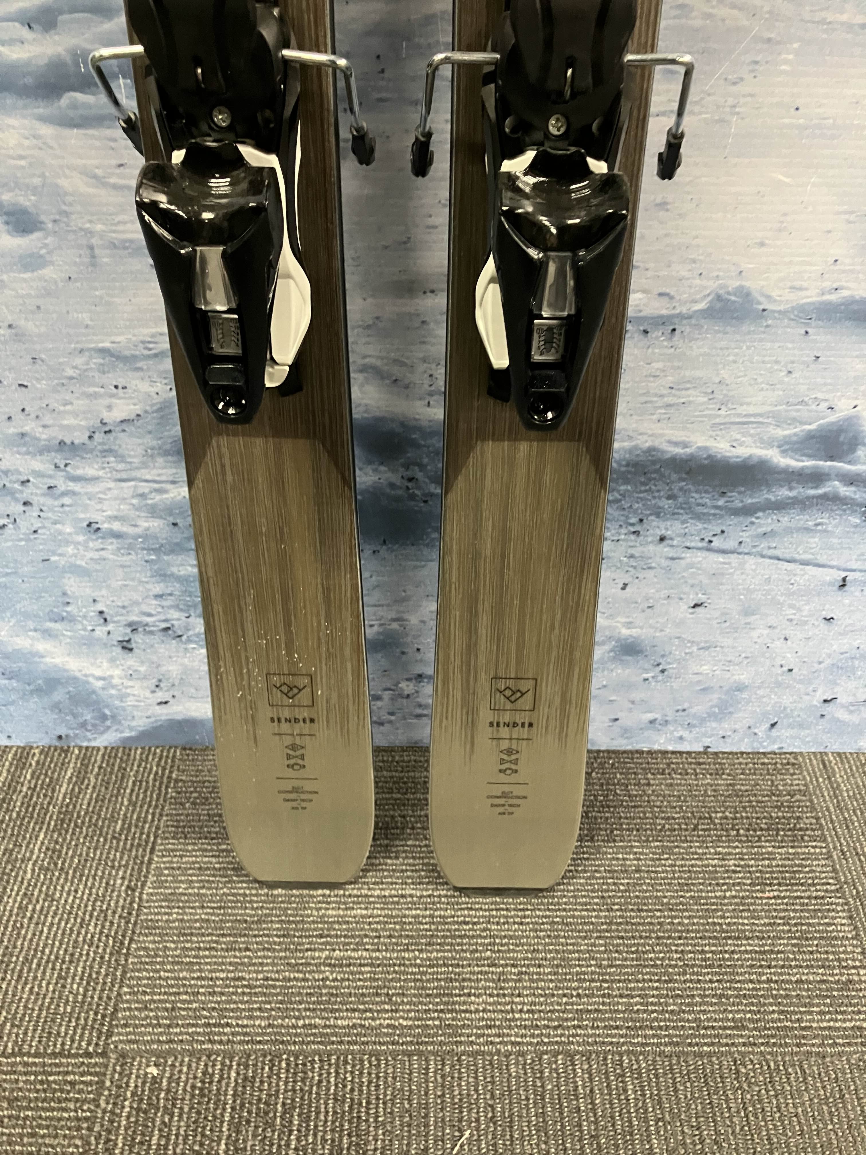 Used Rossignol Sender 104 TI 164cm Skis w/ Look 12 Demo Bindings