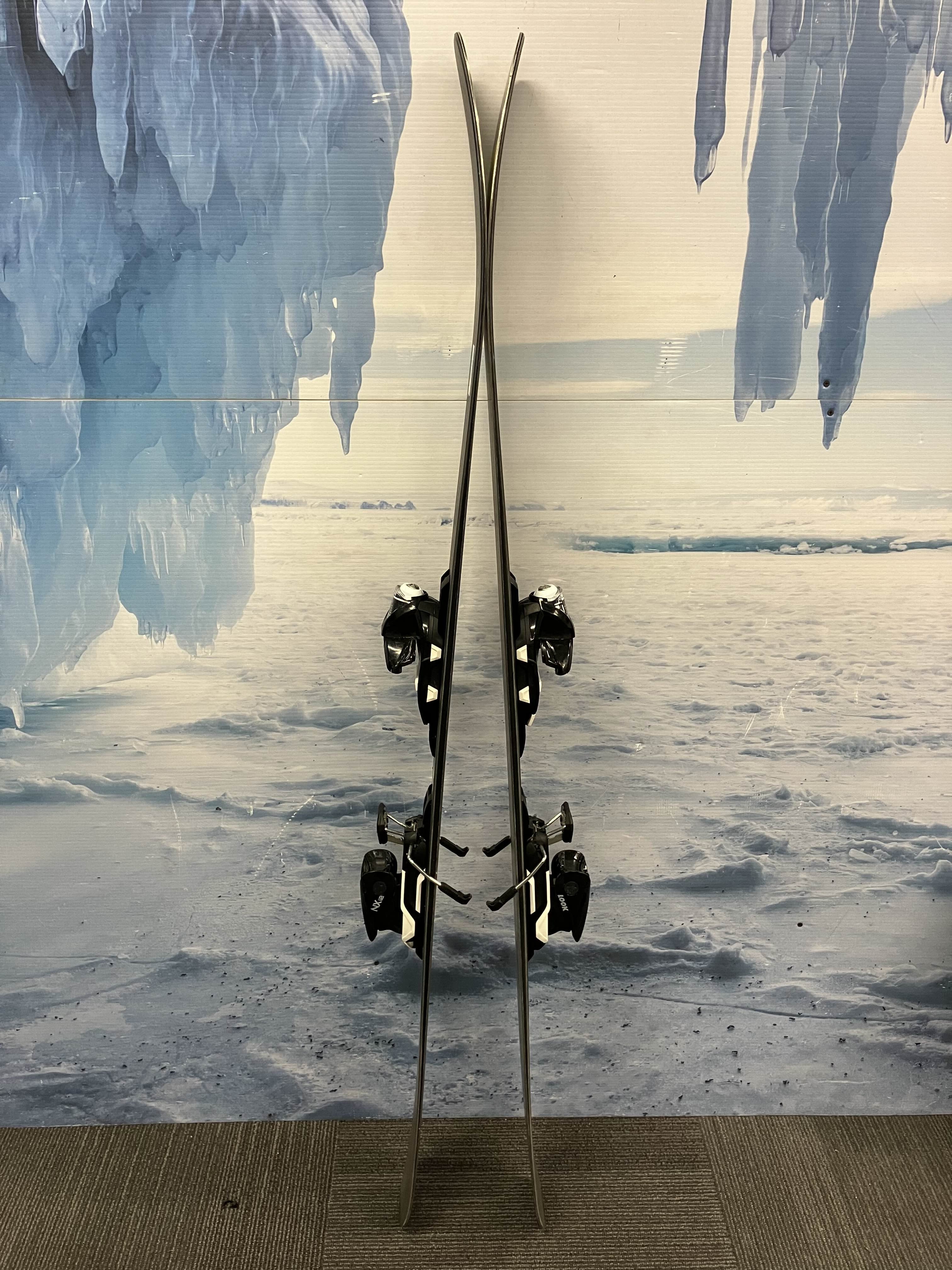 Used Rossignol Sender 104 TI 164cm Skis w/ Look 12 Demo Bindings