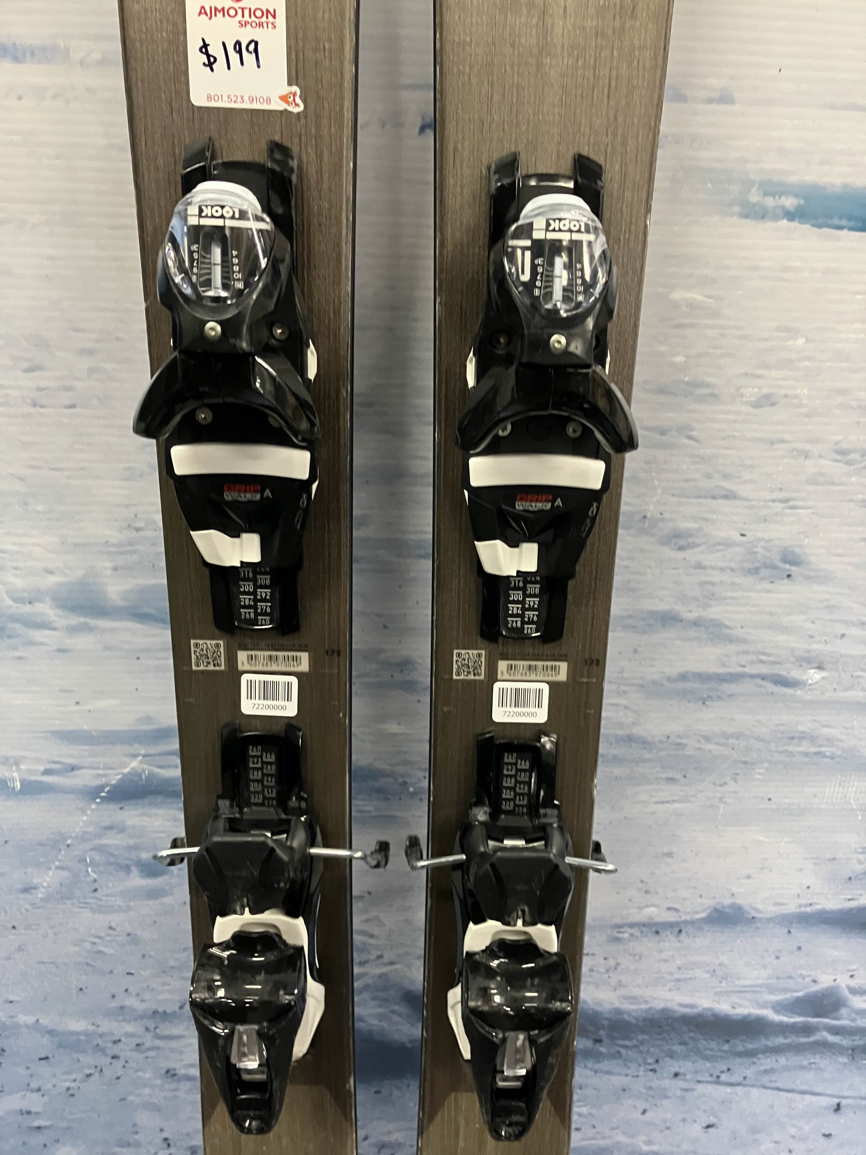 Used Rossignol Sender 104 TI 172cm Skis w/ Look 12 Demo Bindings