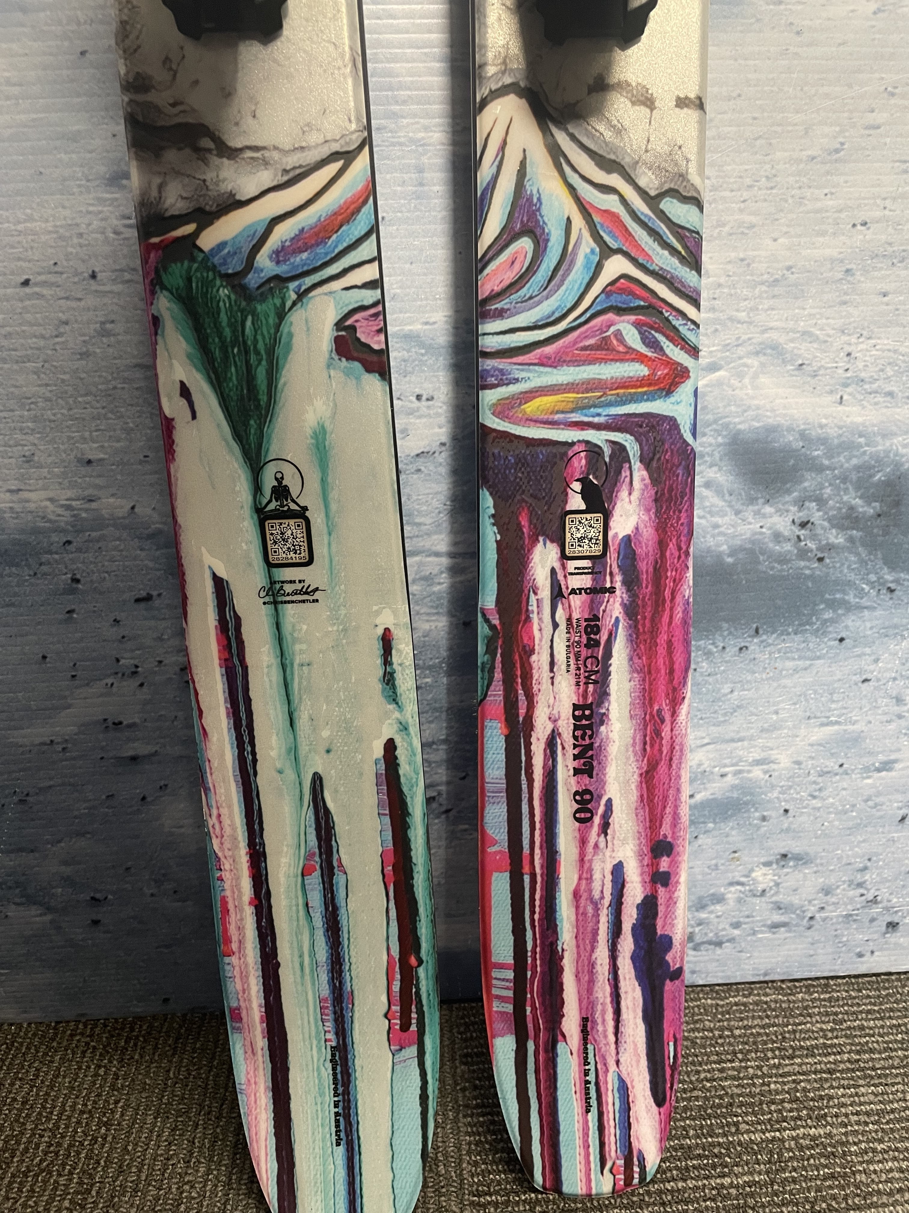 Used 2025 Atomic Bent Chetler 90 184cm Skis w/ Salomon Strive 11 Demo Binding