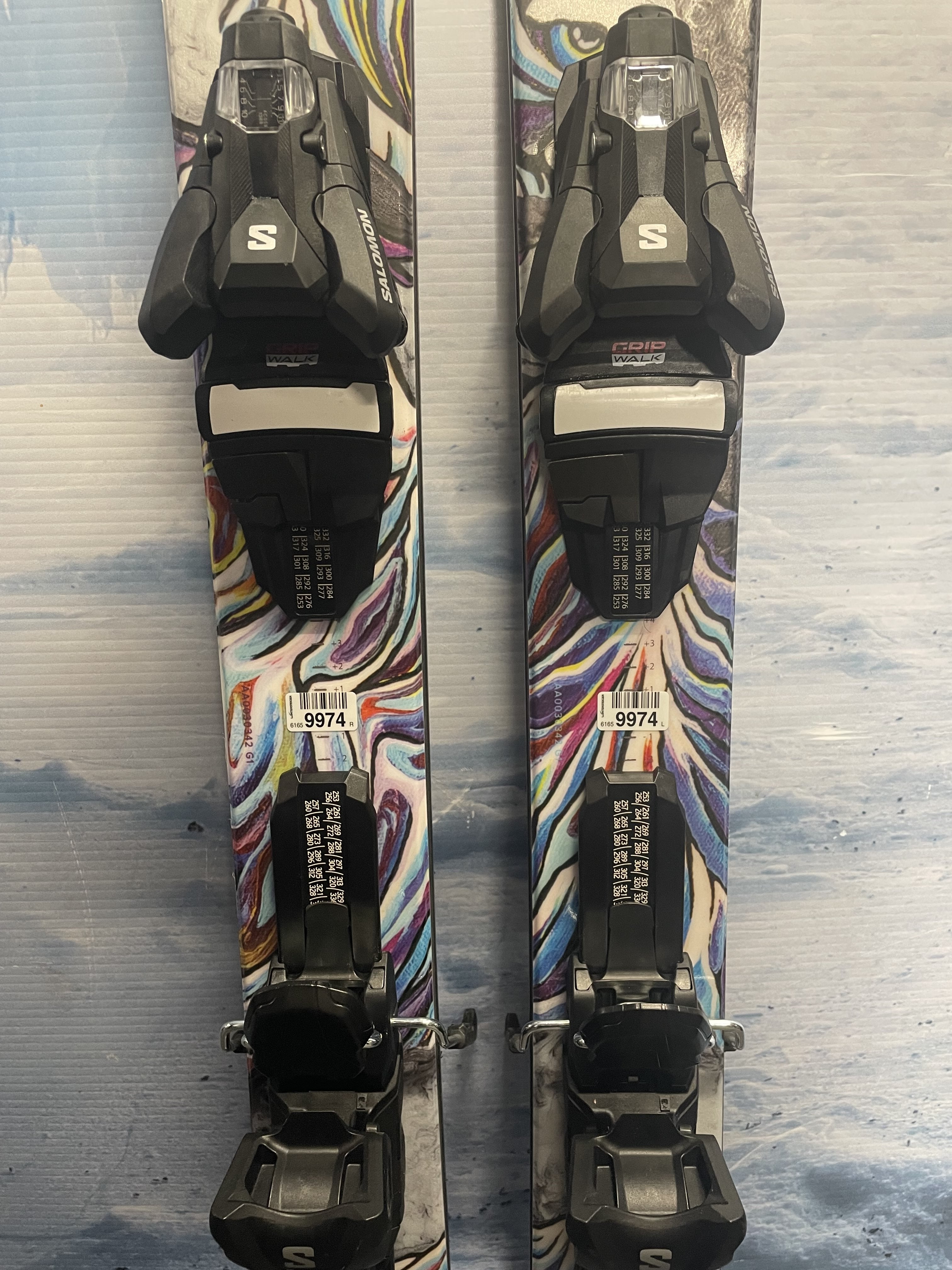 Used 2025 Atomic Bent Chetler 90 157cm Skis w/ Salomon Strive 11 Demo Binding
