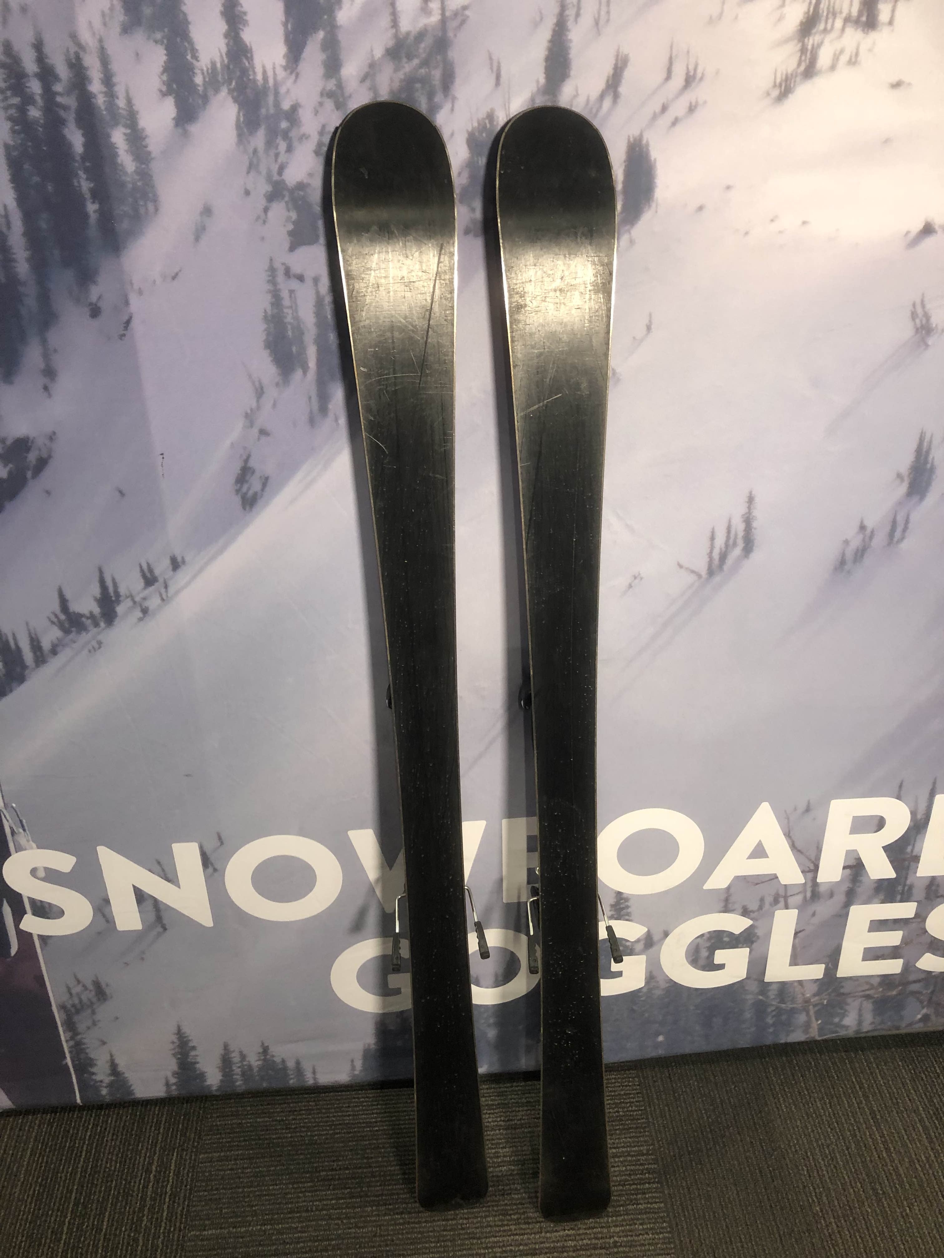 Well Loved Elan Formula 130cm Jr Kids Skis w/ Elan El 4.5 Binding