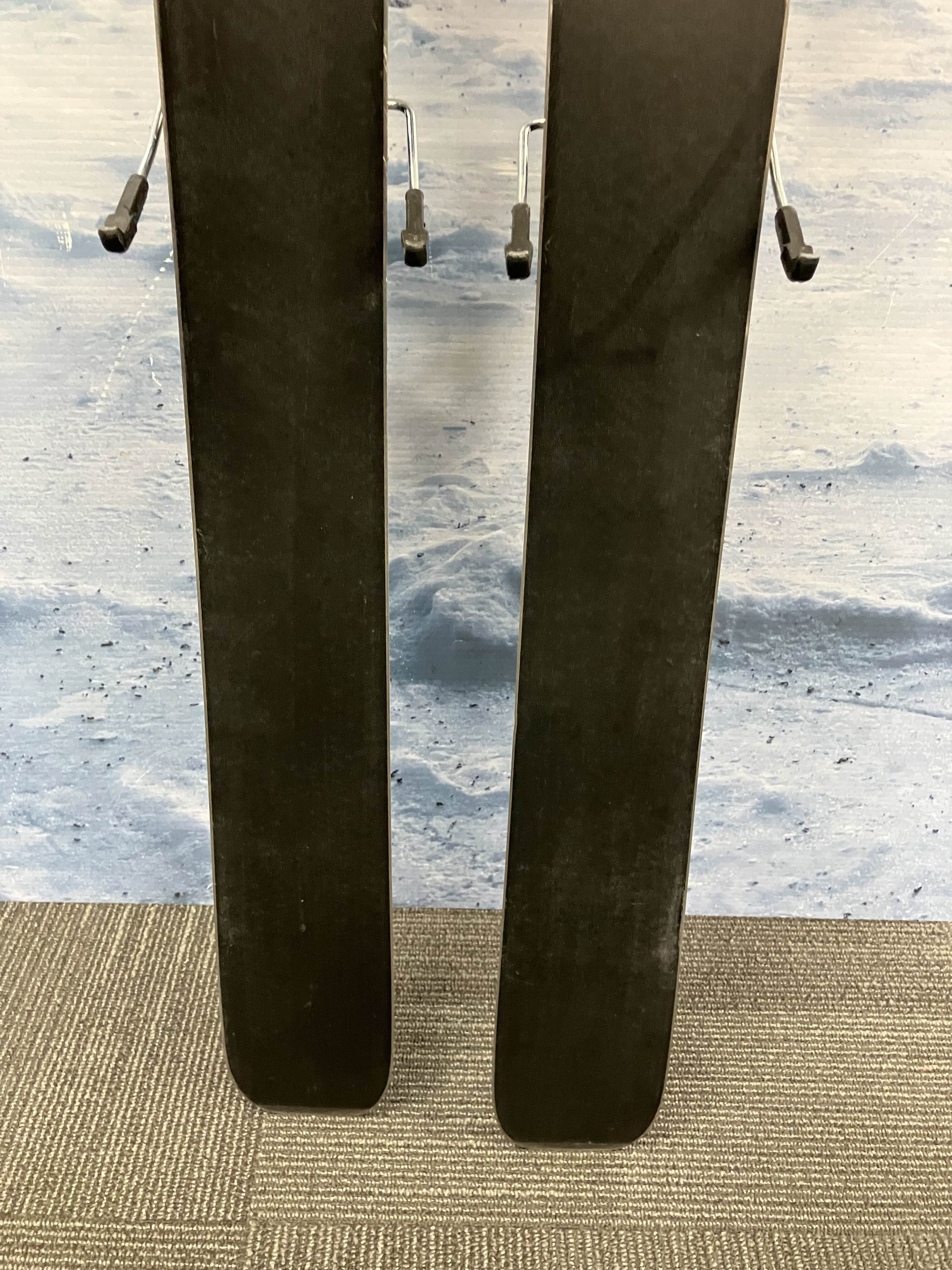 Used Rossignol Sender 104 TI 178cm Skis w/ Look 12 Demo Bindings