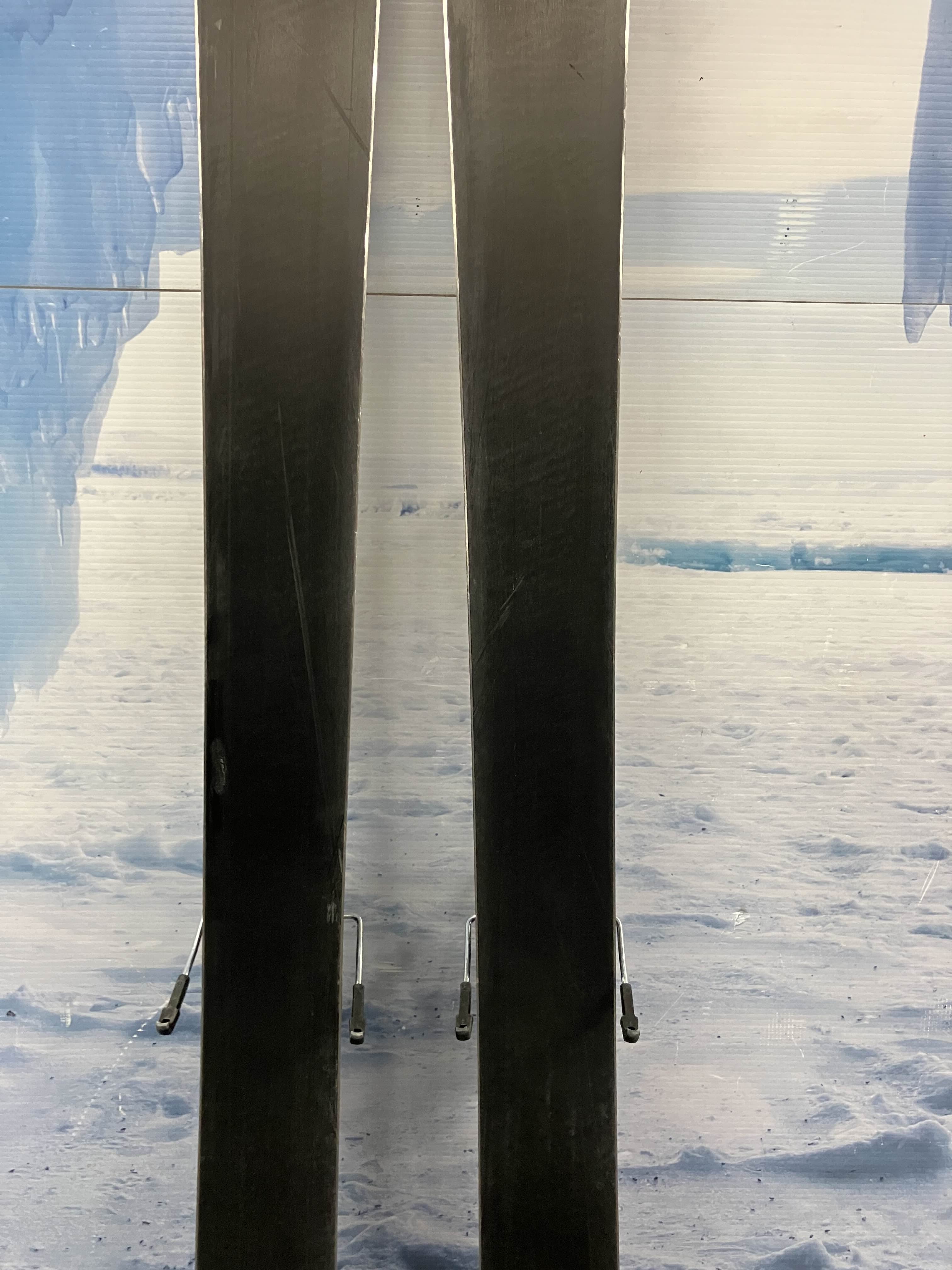 Used Rossignol Sender 104 TI 186cm Skis w/ Look 12 Demo Bindings