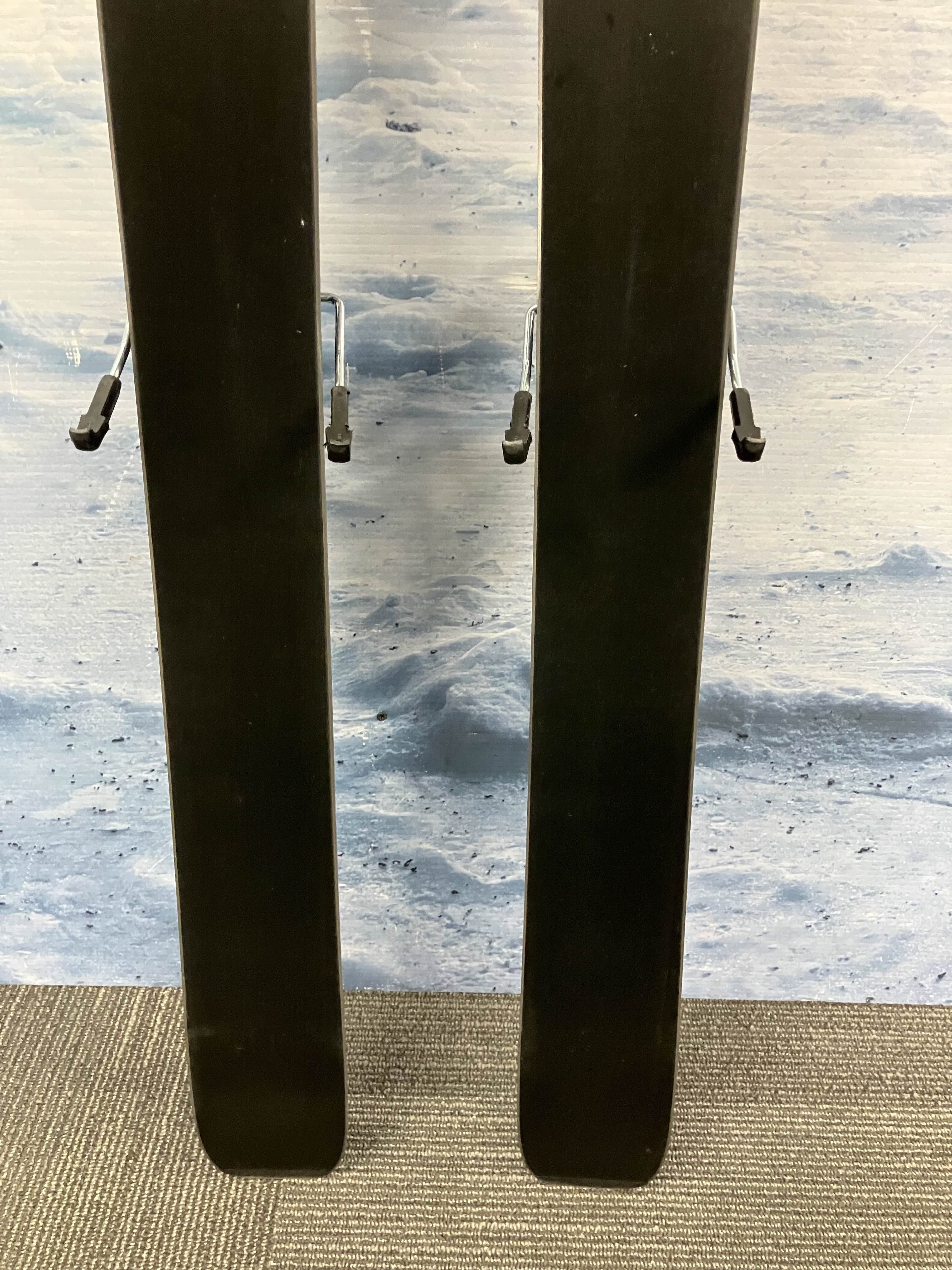 Used Rossignol Sender 94 TI 172cm Skis w/ Look 12 Demo Bindings