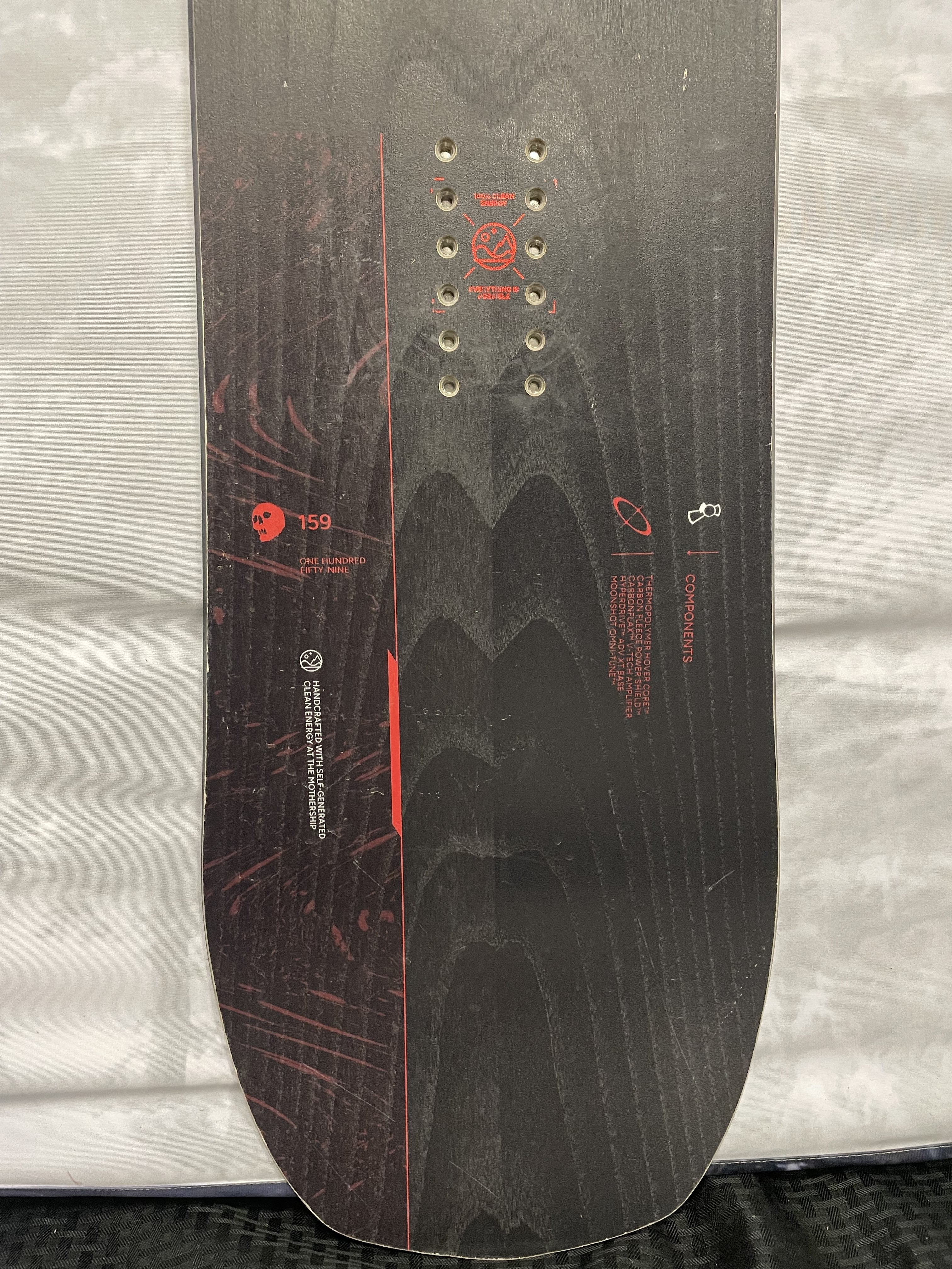 Lightly Used 2025 Capita Black Snowboard of Death Snowboard 159cm