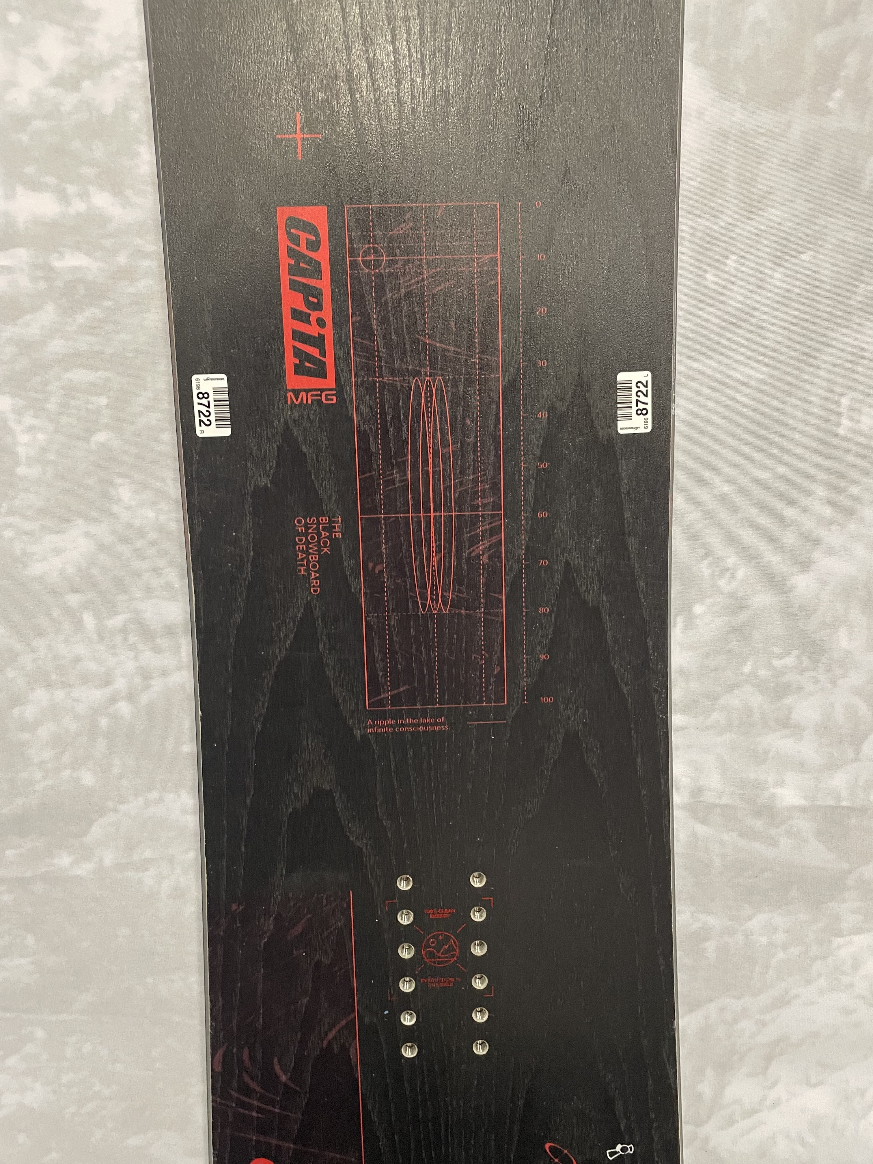 Lightly Used 2025 Capita Black Snowboard of Death Snowboard 156cm