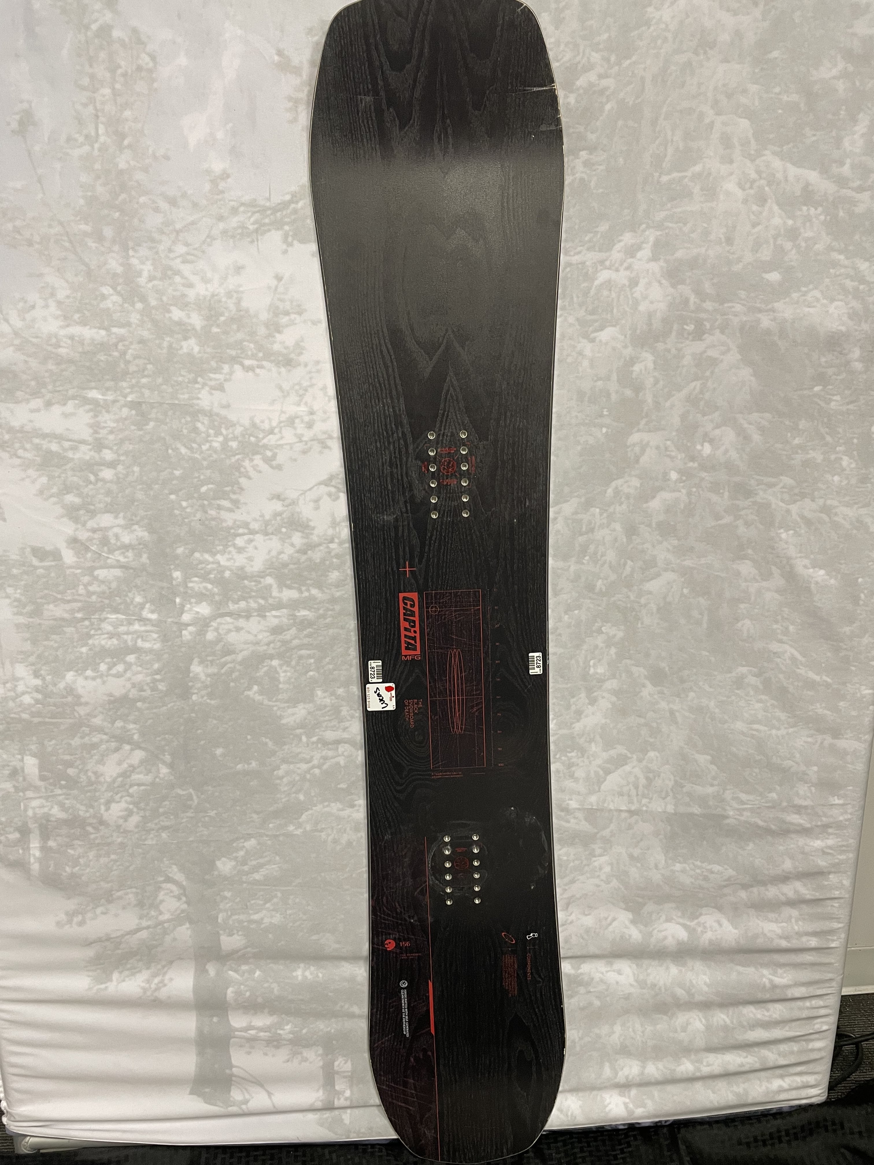 Lightly Used 2025 Capita Black Snowboard of Death Snowboard 156cm