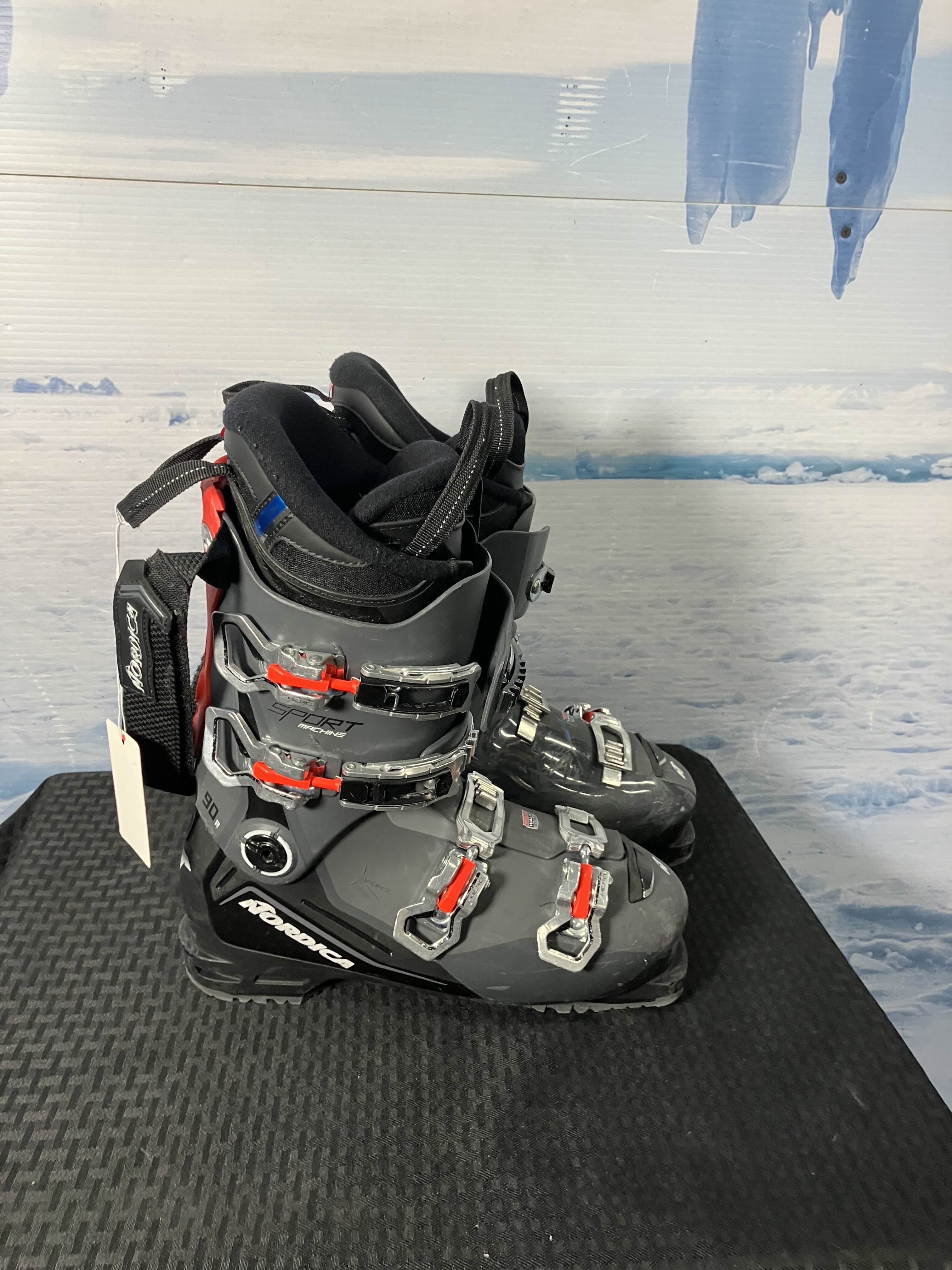 Used Nordica Sport Machine Men's Ski Boot - 26MP