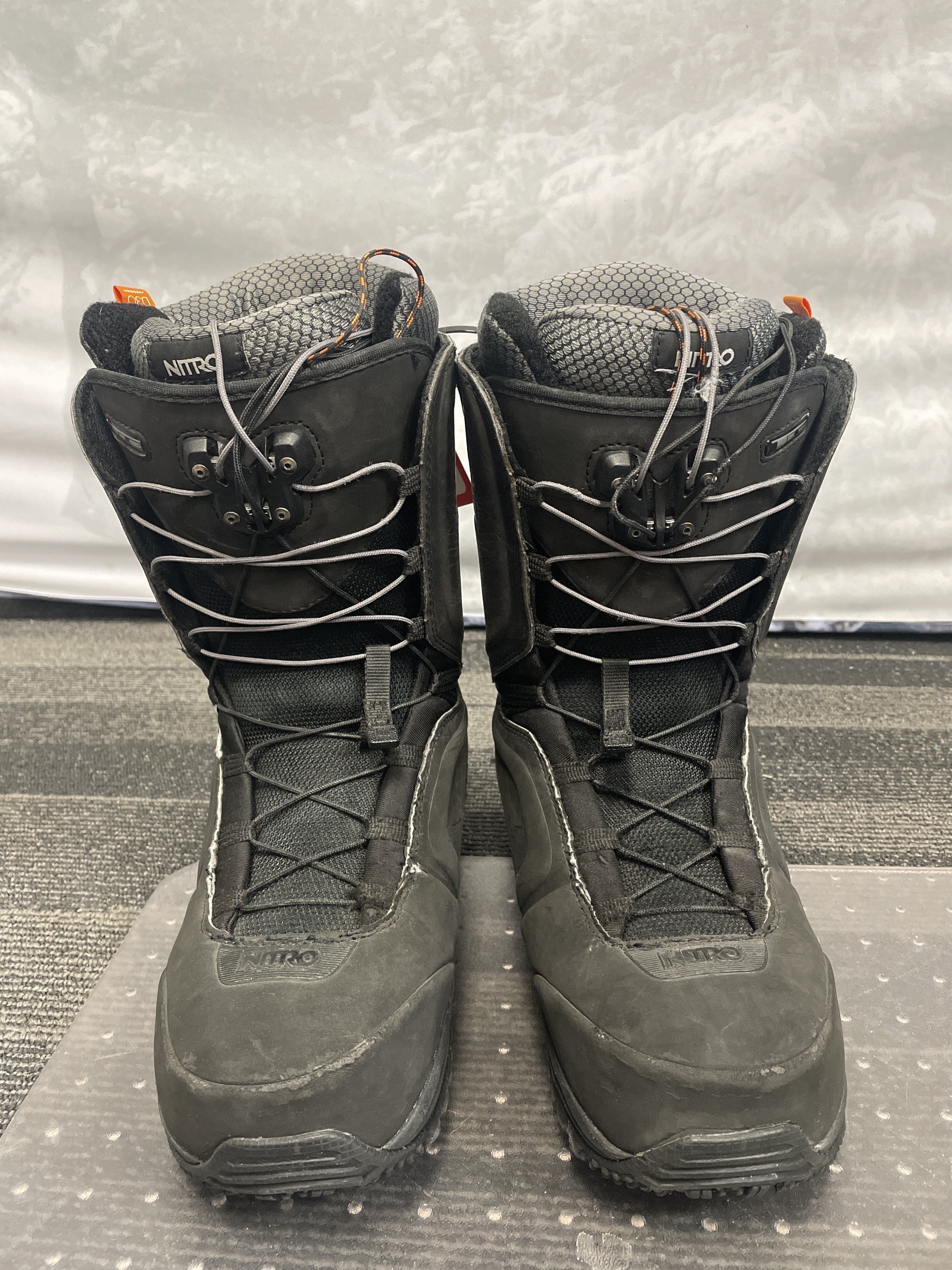 Used Nitro Team TSL Snowboard boot - 27.0