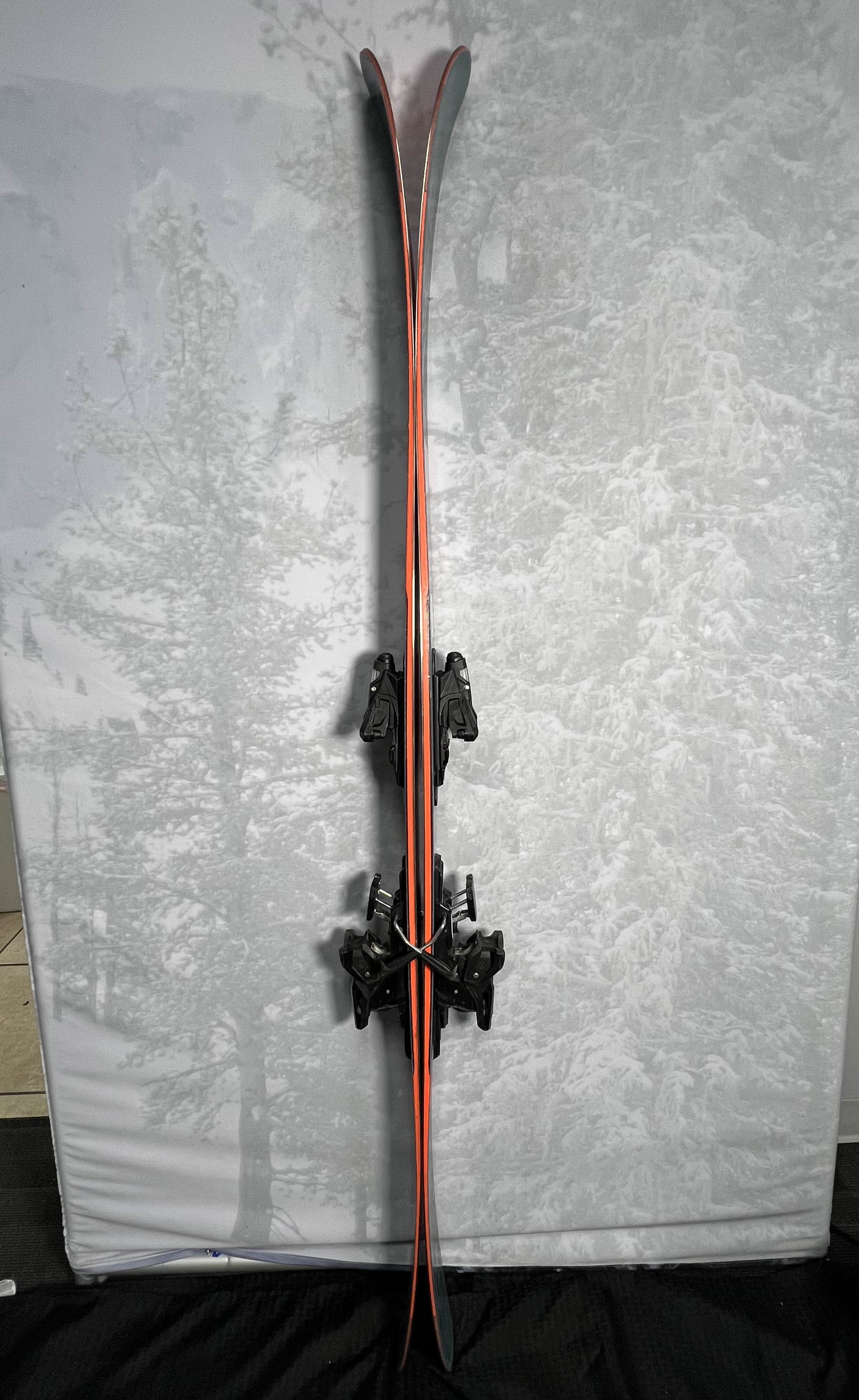 Used 2023 Salomon QST 98 176 Skis w/ Armada GW 13 Bindings
