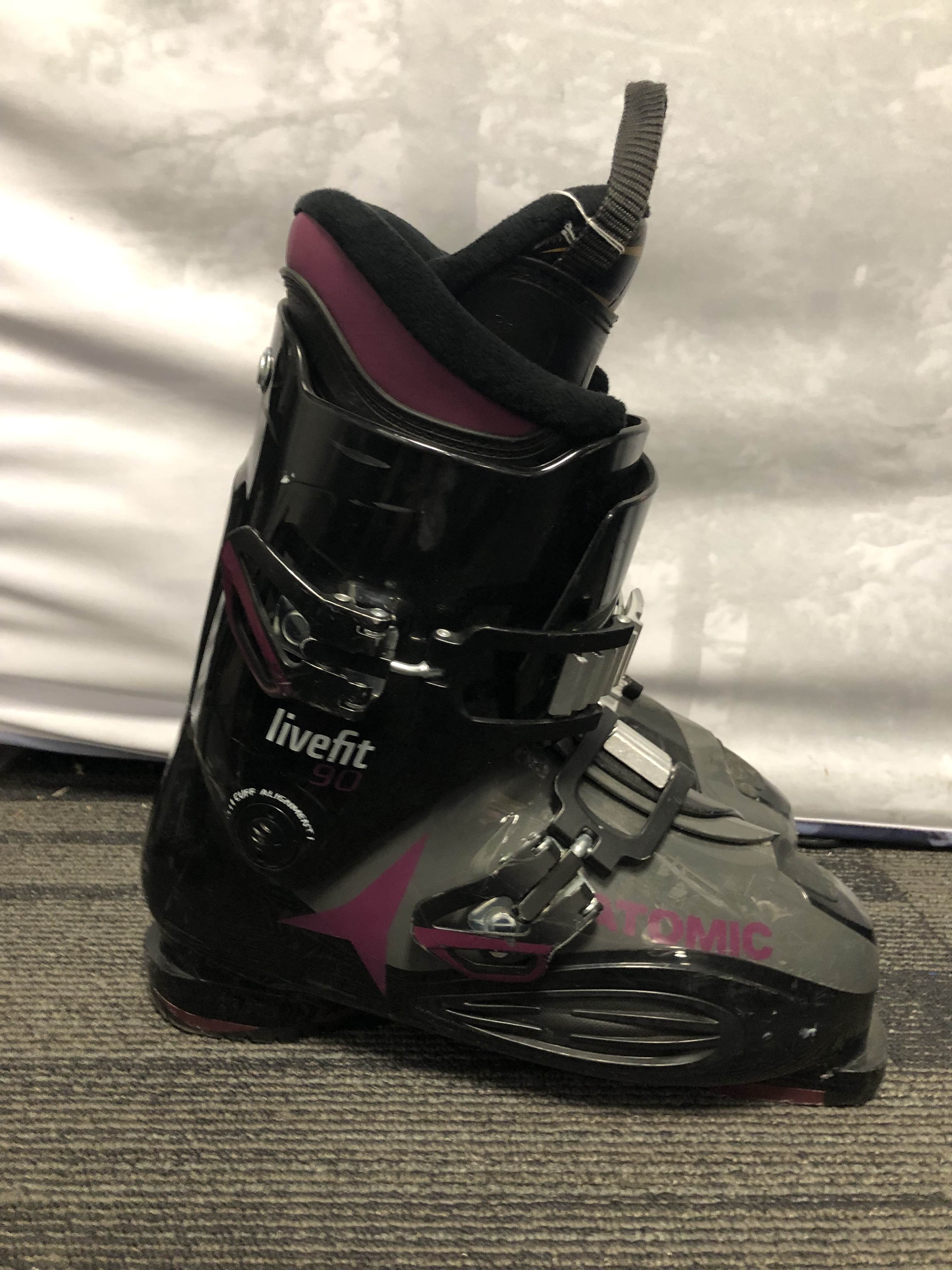 Used Atomic Livefit 90 Ski Boot - 27.0