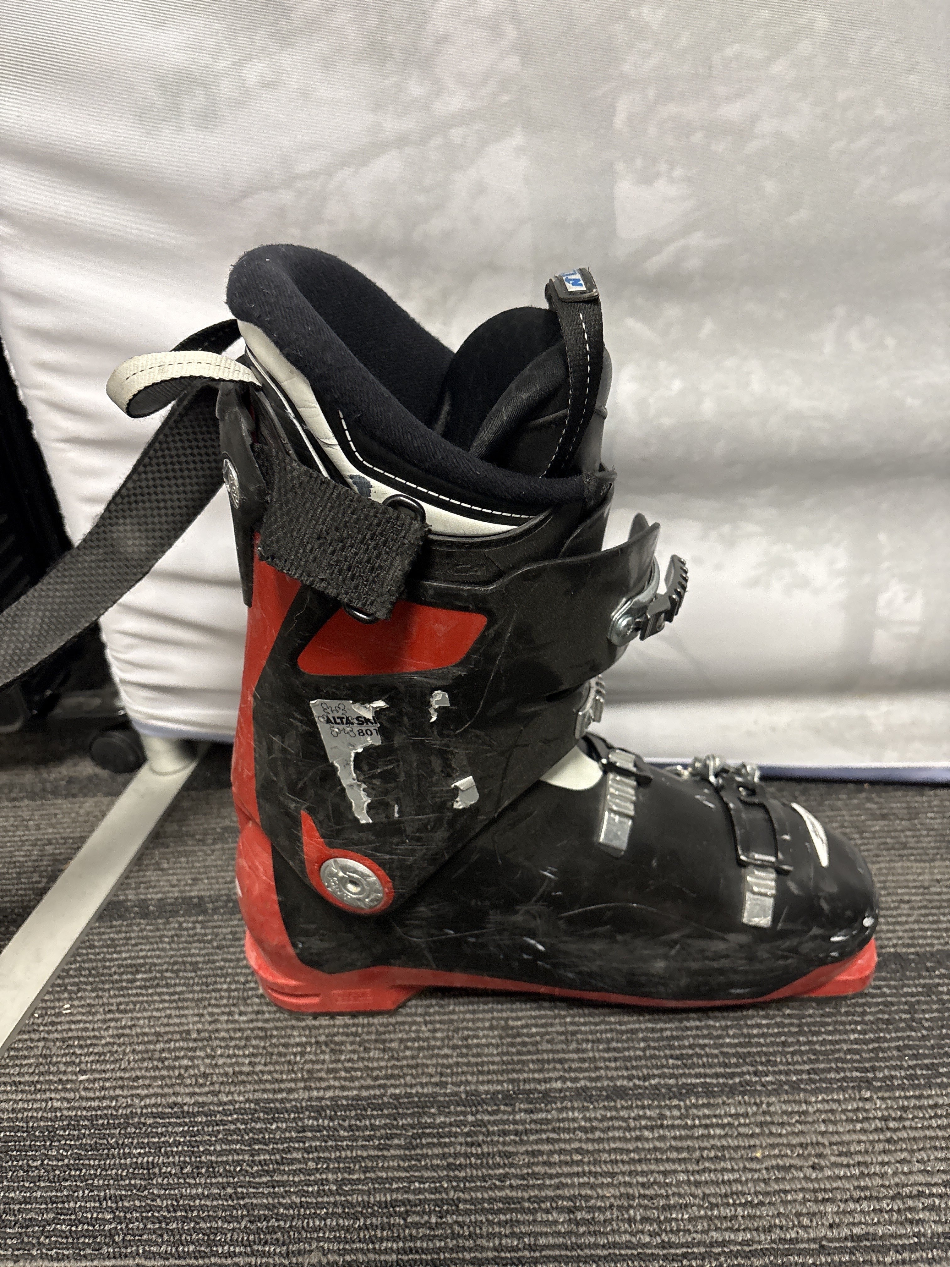 Used Nordica Sport Machine 90 R 28.0/28.5MP