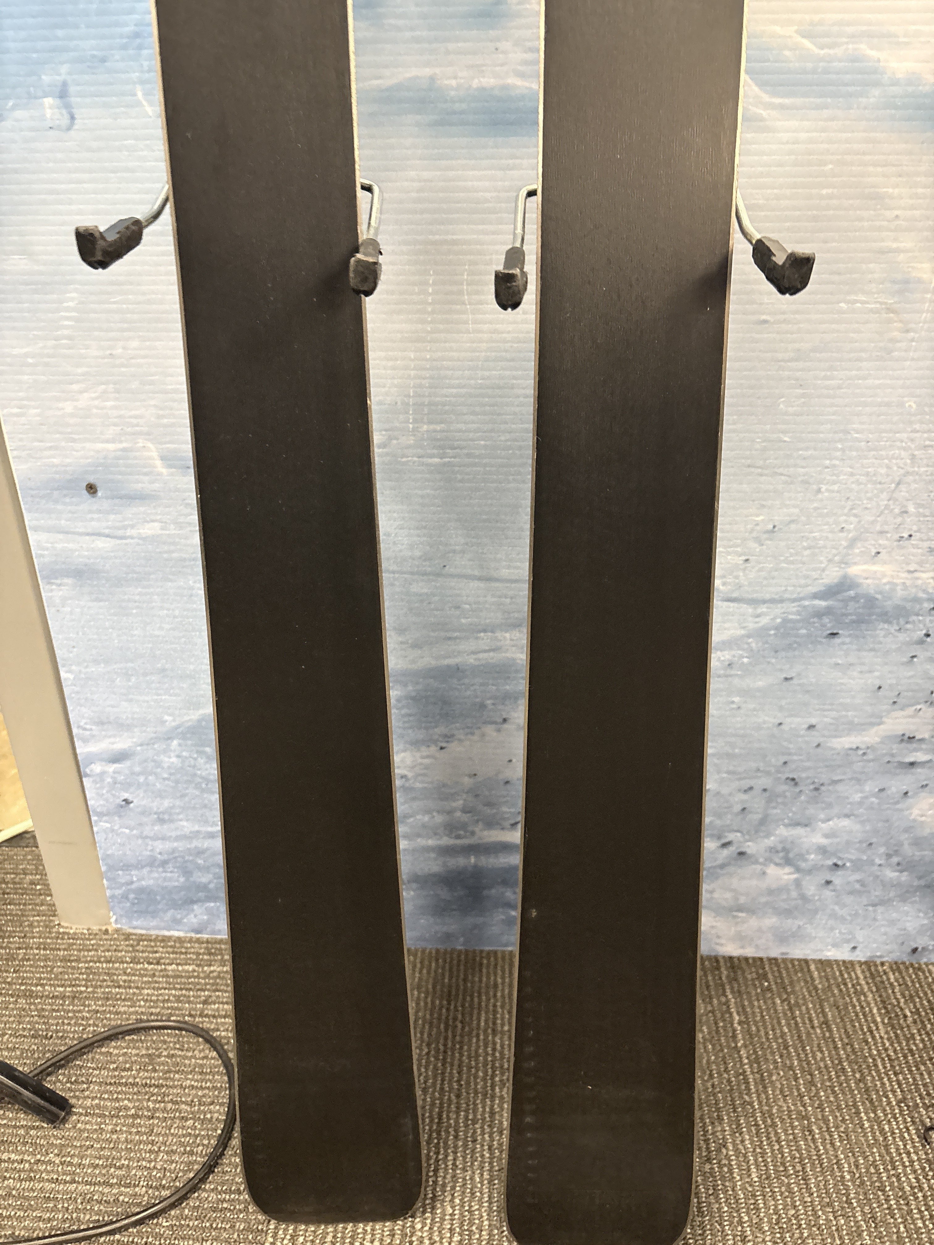 Used Rossignol 82 Basalt Ski - 160CM W/ Look NX 12 Demo Binding