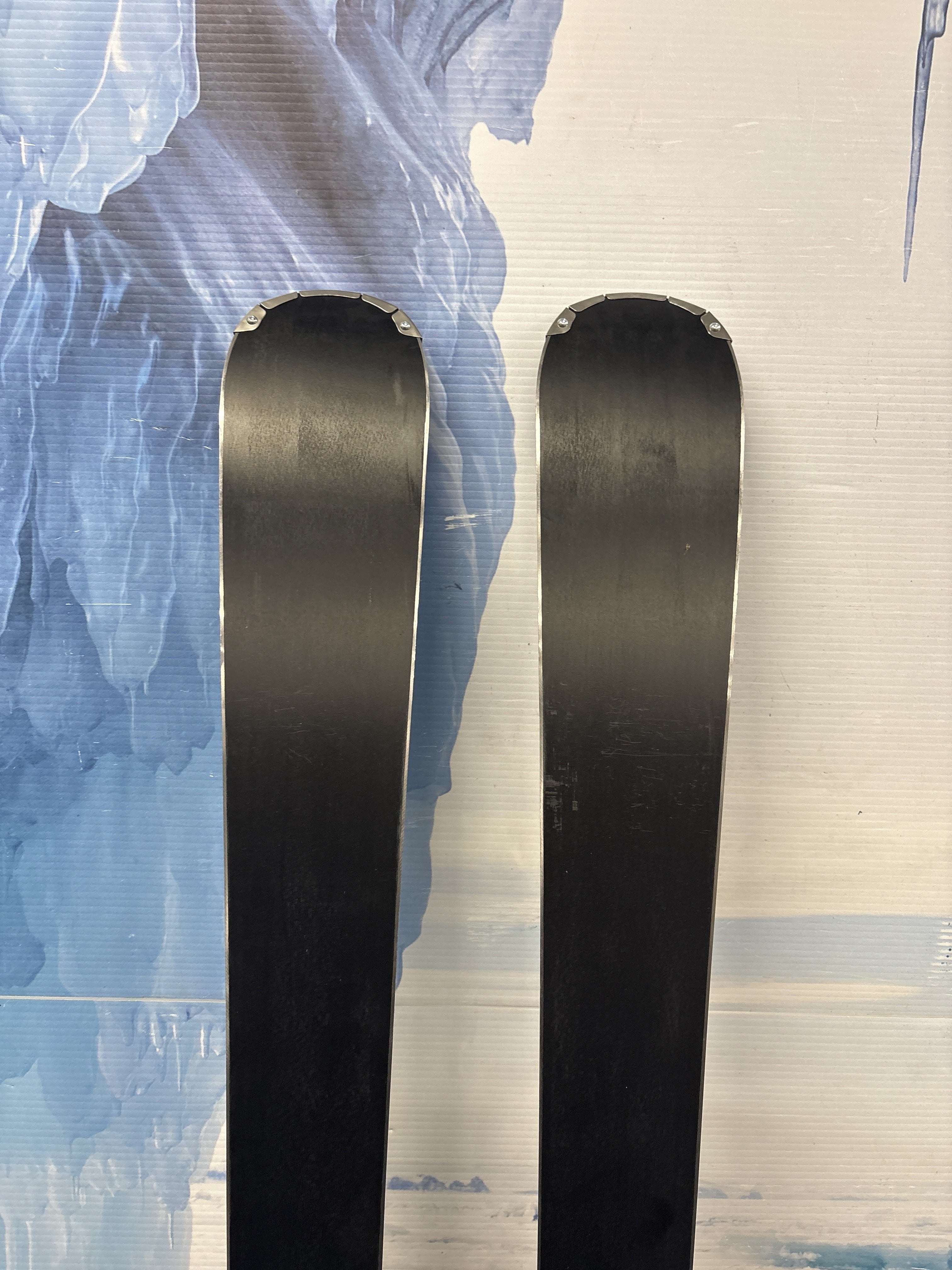 Used Rossignol 82 Basalt Ski - 176 CM W/ Look NX 12 Demo Binding