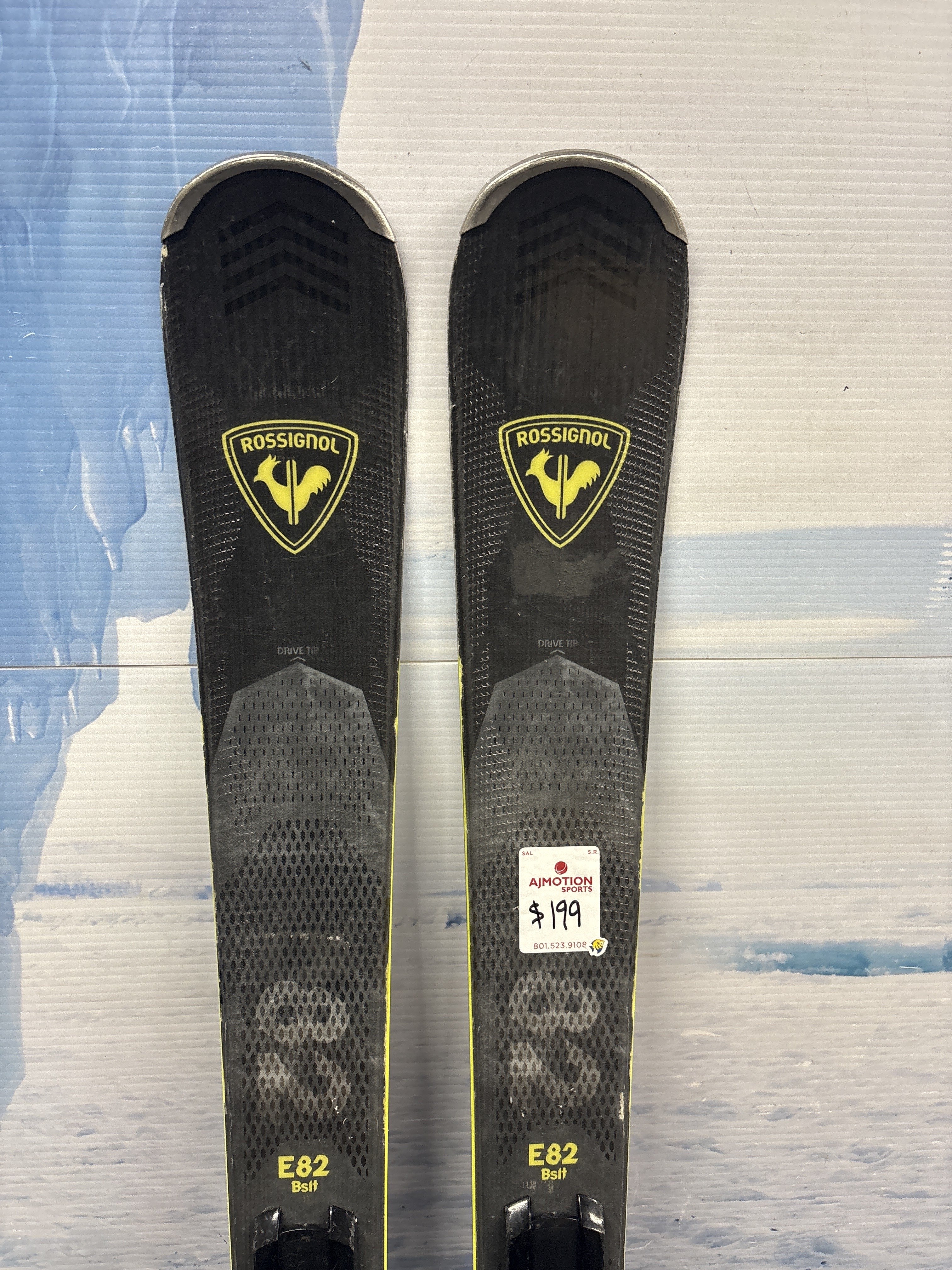 Used Rossignol 82 Basalt Ski - 152 CM W/ Look NX 12 Demo Binding