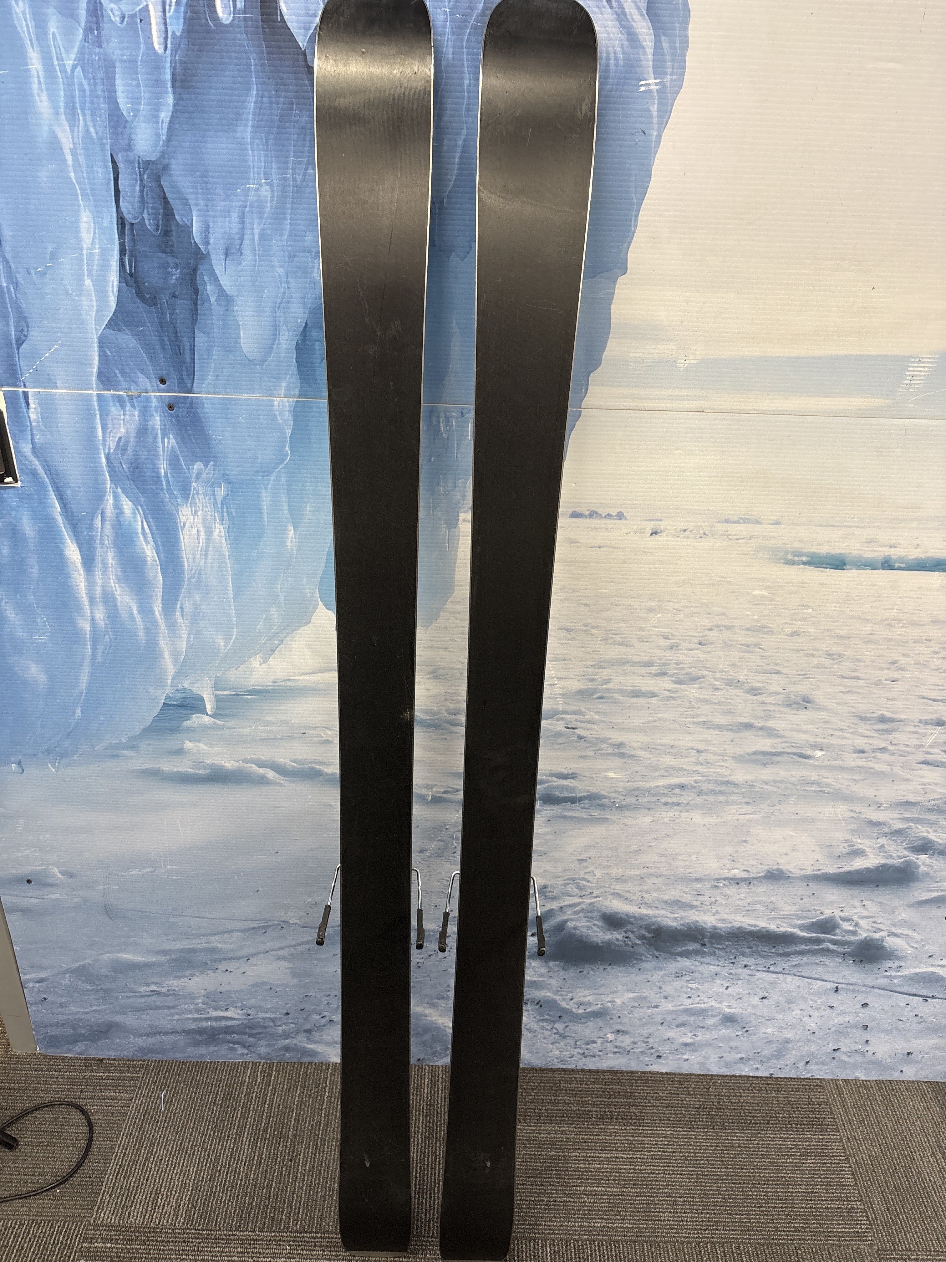 Used Rossignol Sender 90 Pro Ski - 170CM W/ Look 10 Demo Binding