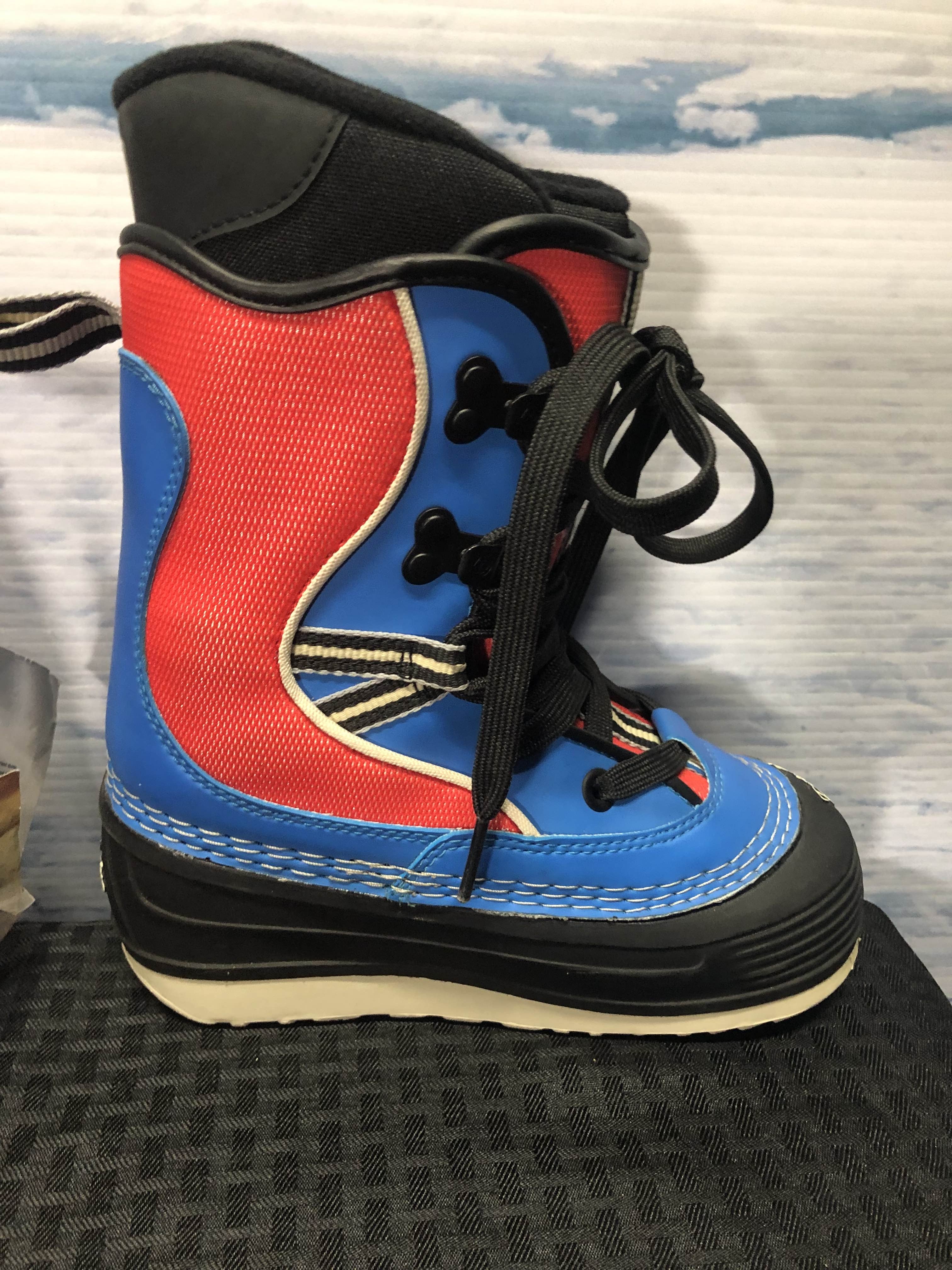 New Dee Luxe Lace Up Kid's Size 19.5 Snowboard Boot