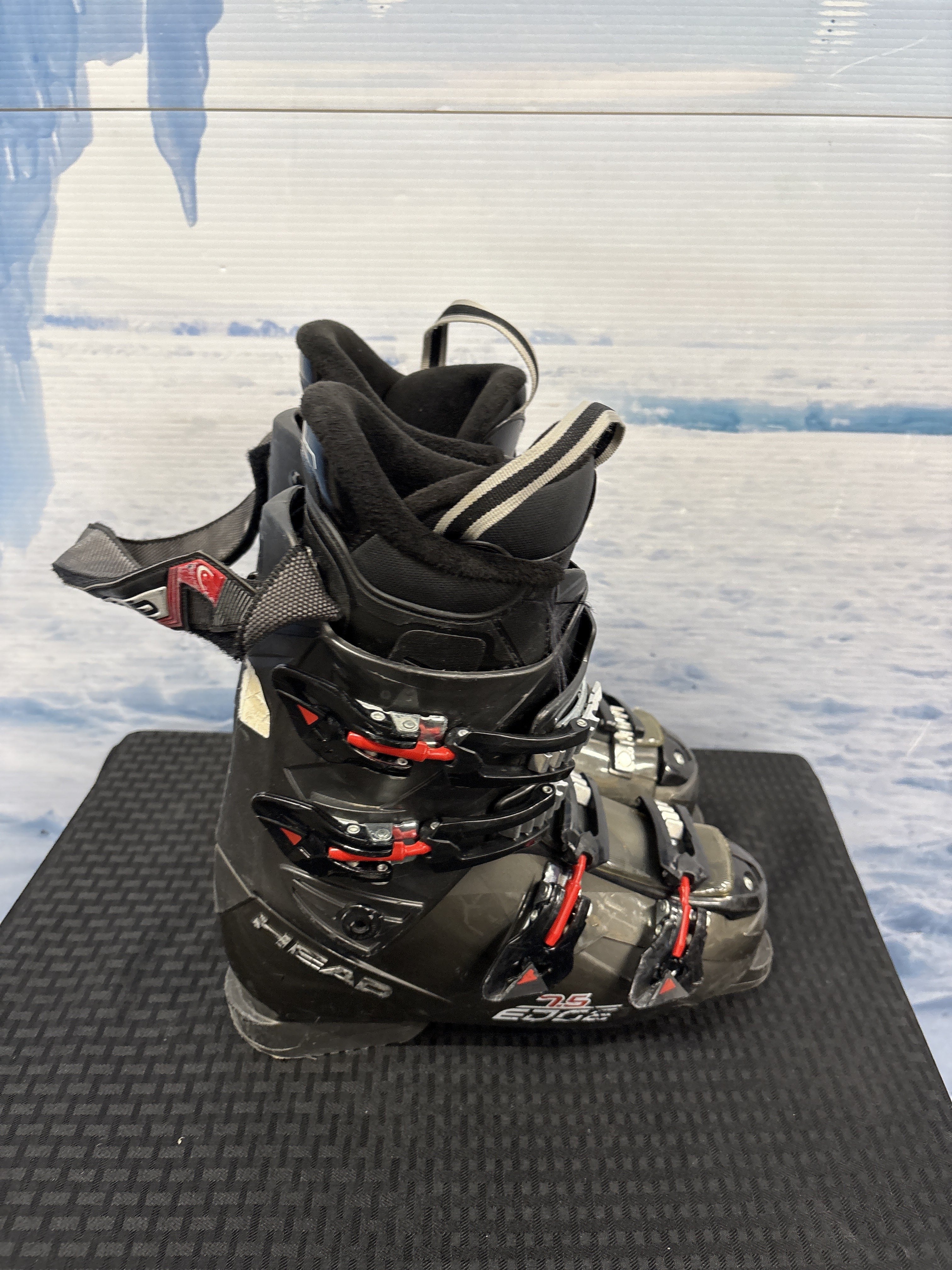 Used Head Edge 7.5 Ski Boot - 27.5