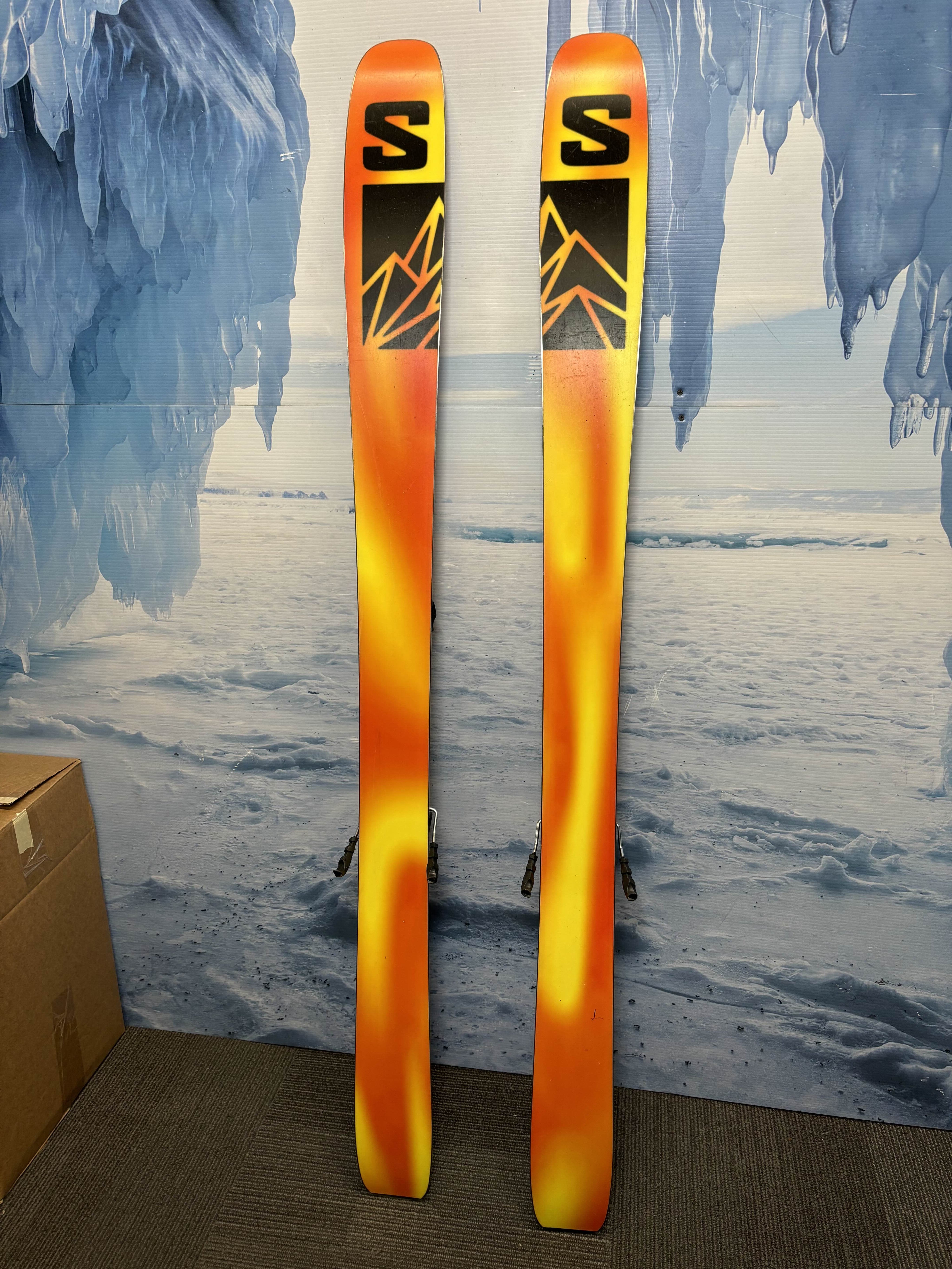 Used Salomon QST 106 Ski 173cm w/ Tyrolia Attack 14 Rental Binding