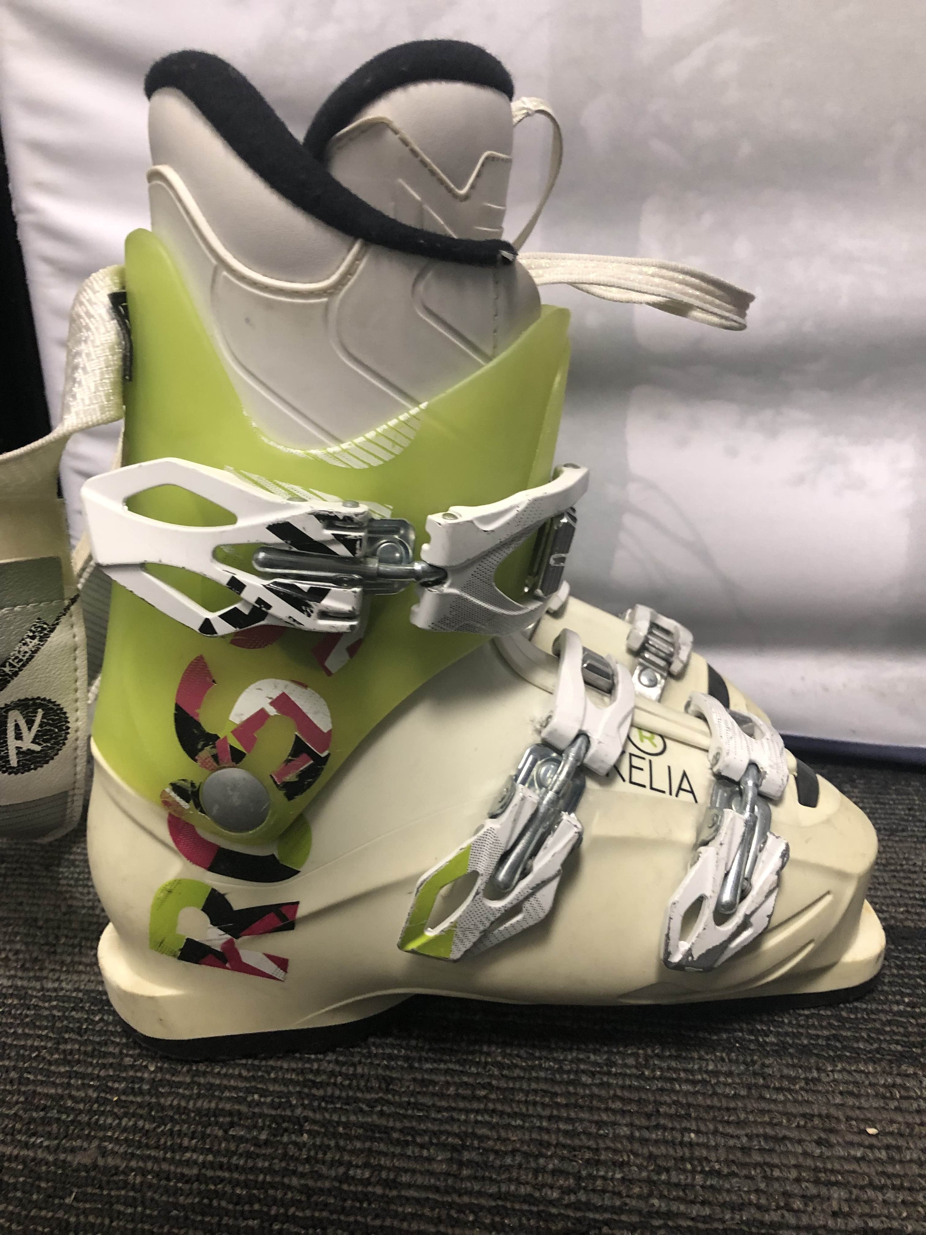 Used Rossignol Kelia Women's Ski Boot - 23.5MP