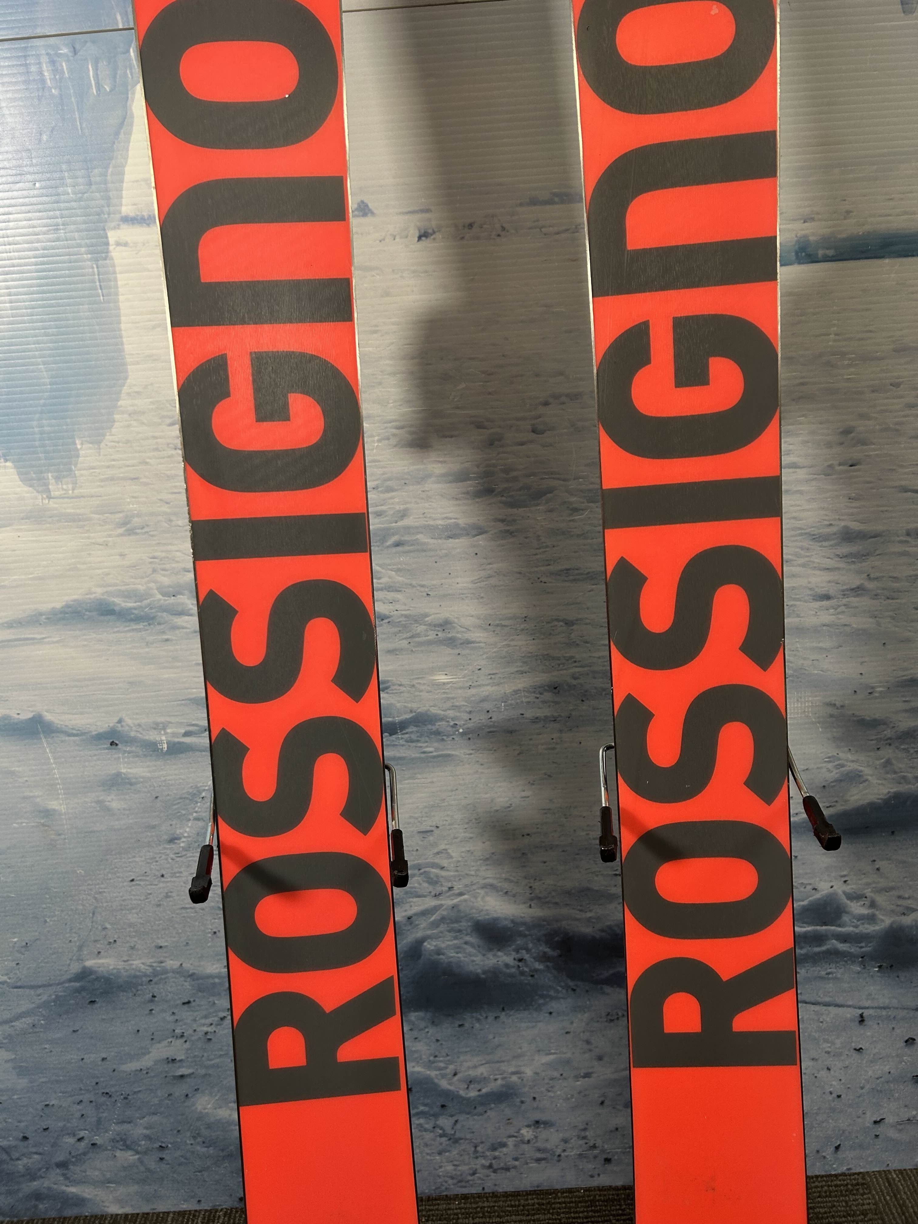 Used 2022 Rossignol Blackops Gamer 118 Ski w/ Look Nx 12 Demo Bindings - 176CM