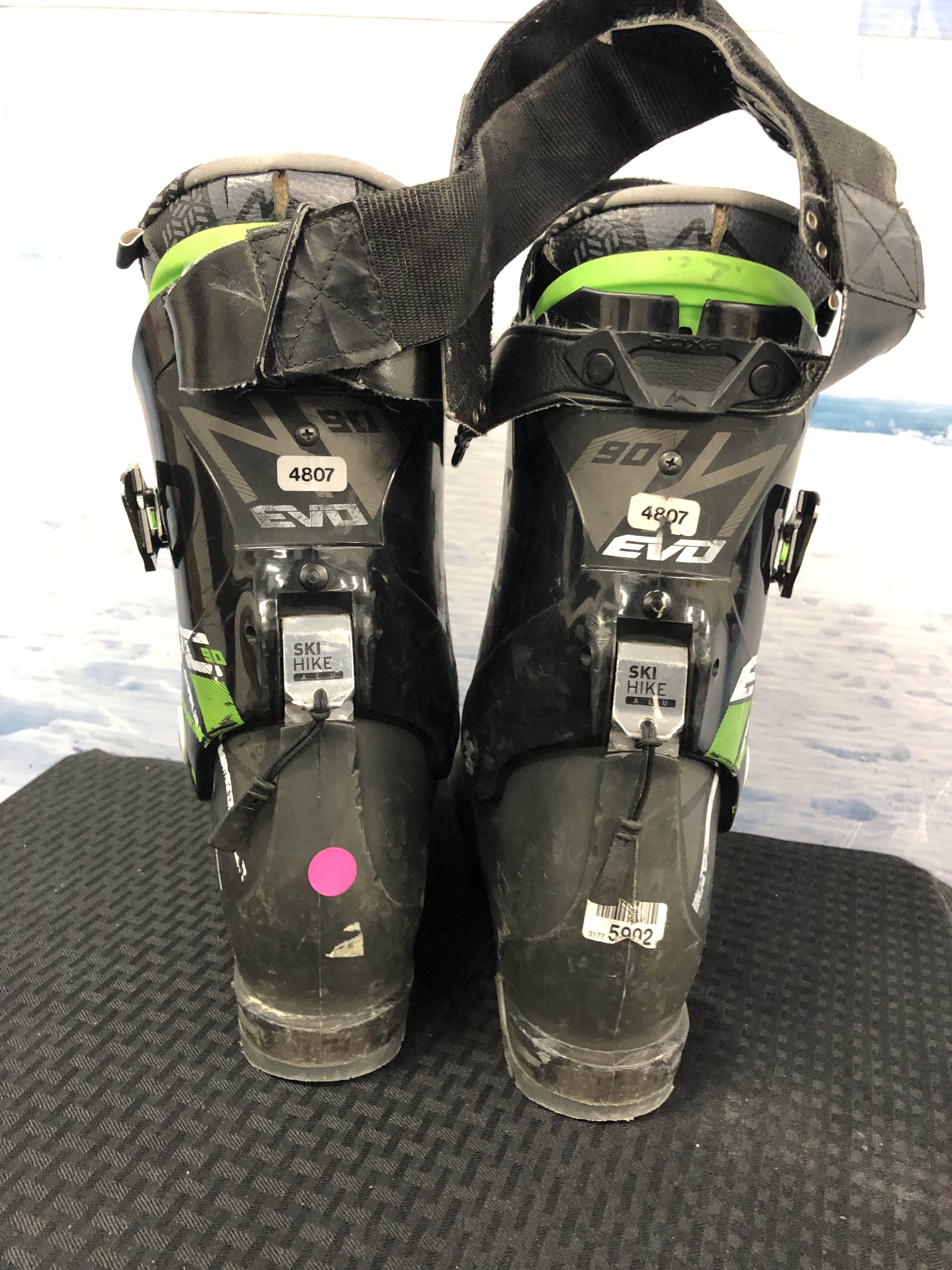 Used Roxa Evo 90 Ski Boot - 27.5MP