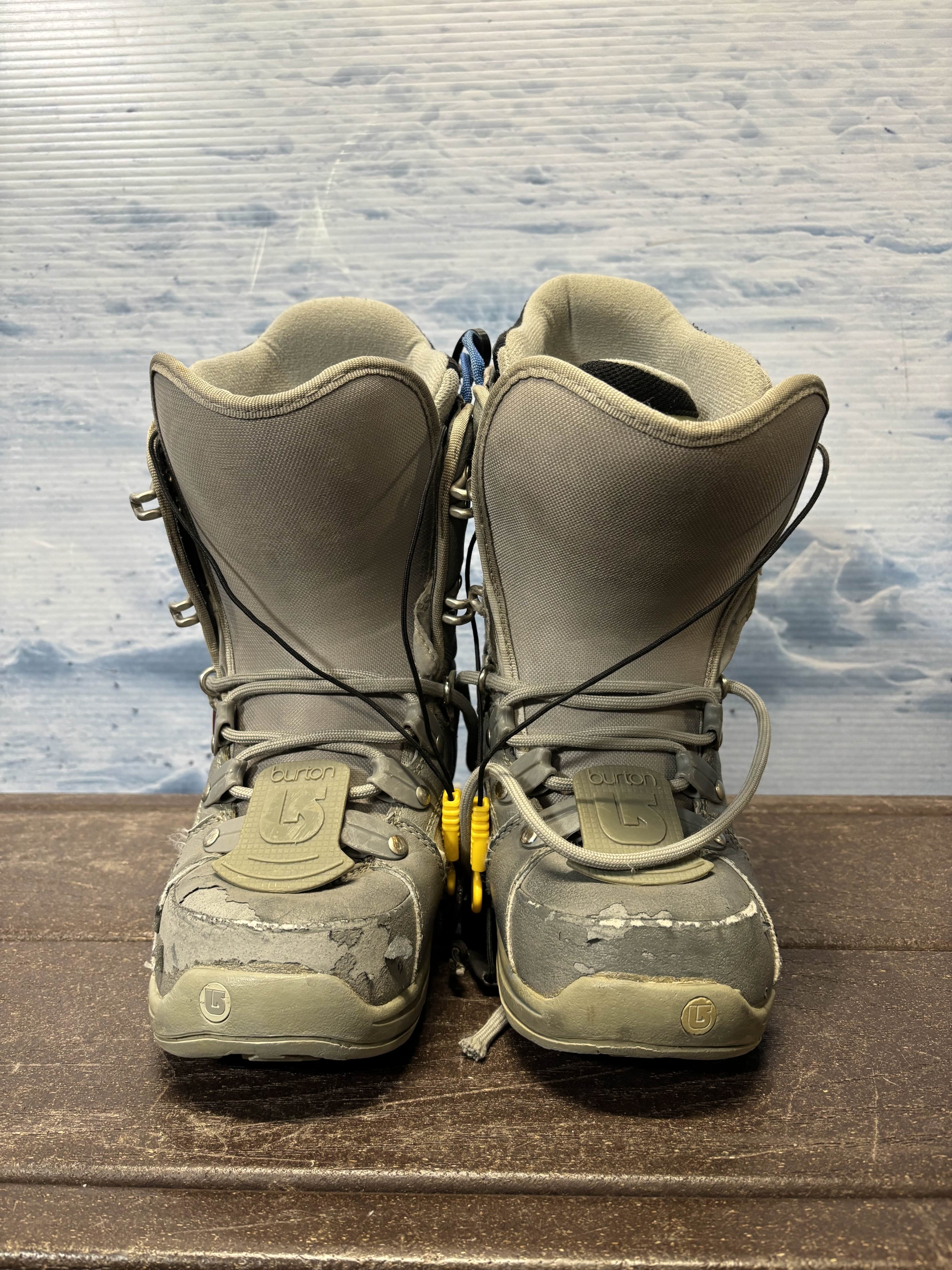 Used Burton Progression 22.5 Lace Up Kids Snowboard Boots (2021)