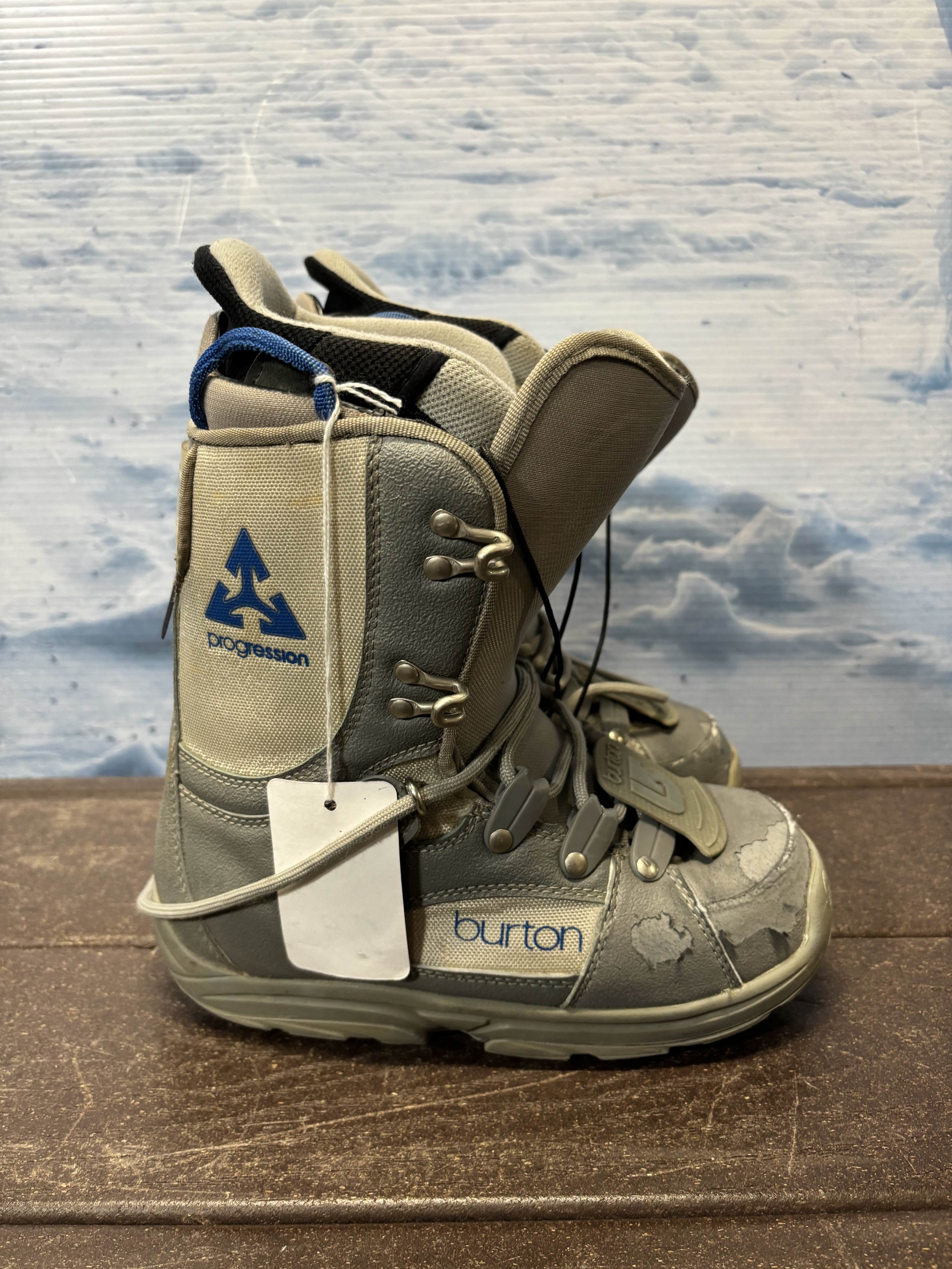 Used Burton Progression 22.5 Lace Up Kids Snowboard Boots (2021)