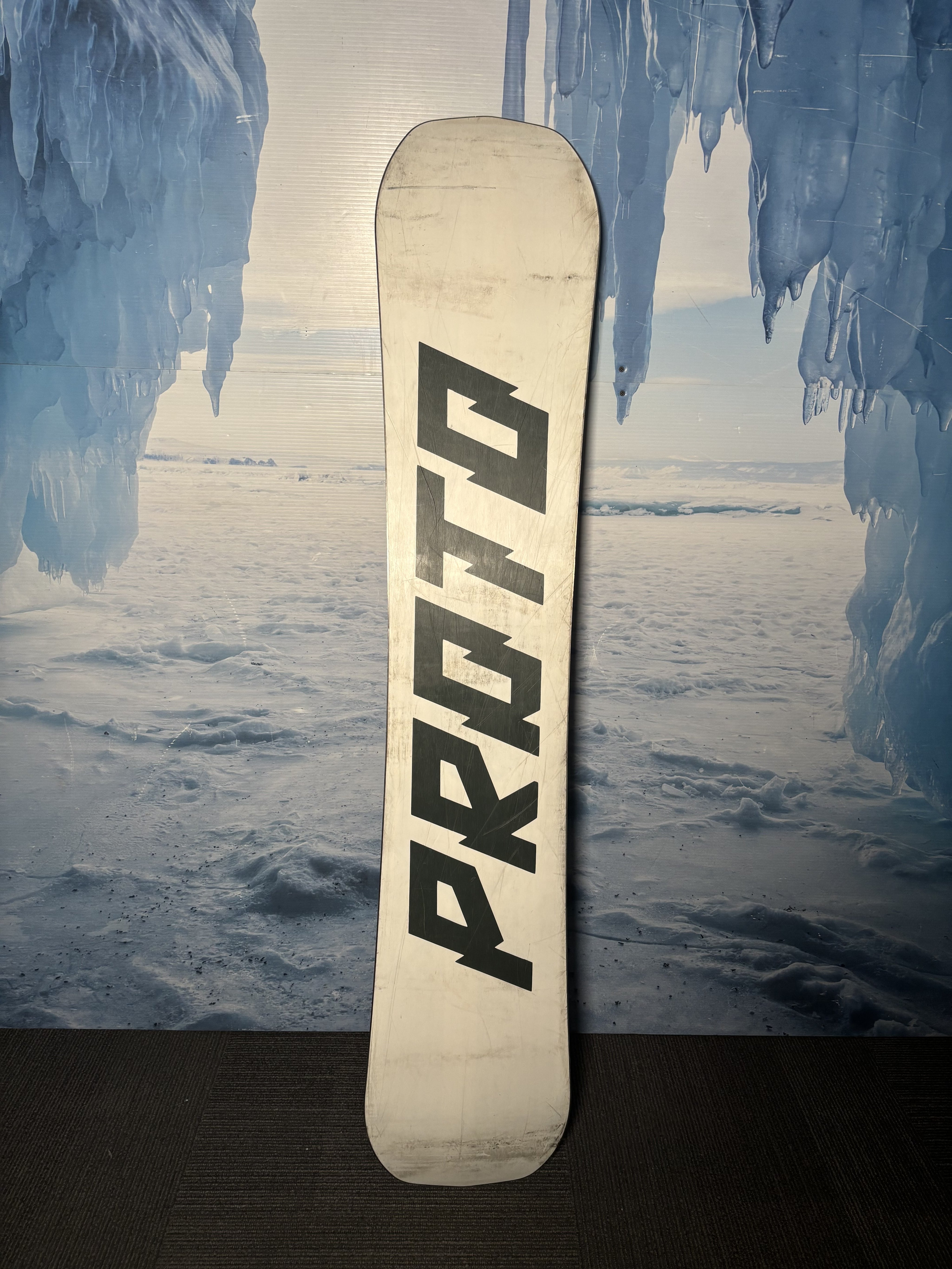 Used Never Summer Proto Type 2 X 19/20 164CM Snowboard