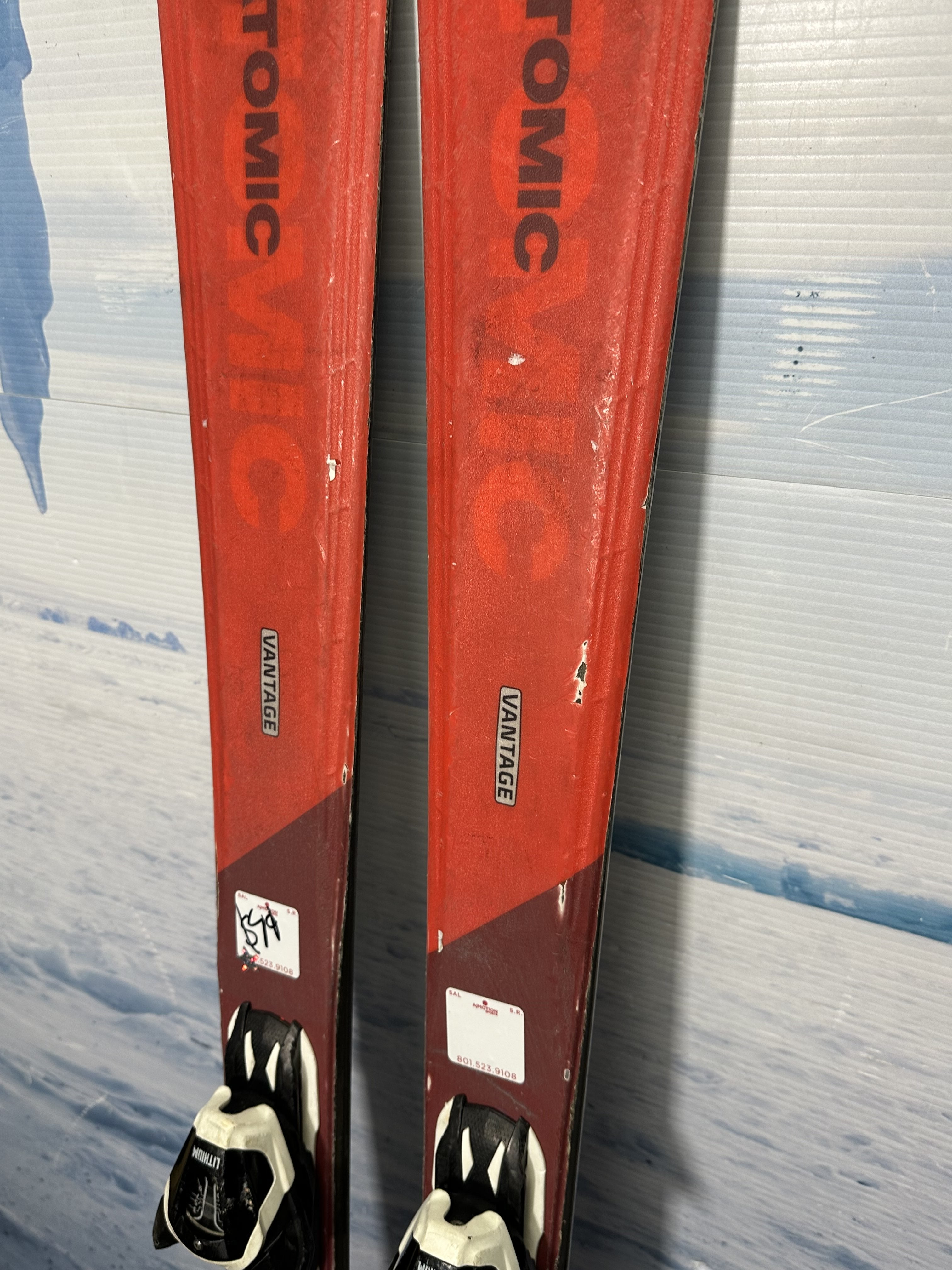 Used Atomic Vantage 163cm Skis w/ Atomic Lithium 10 Bindings
