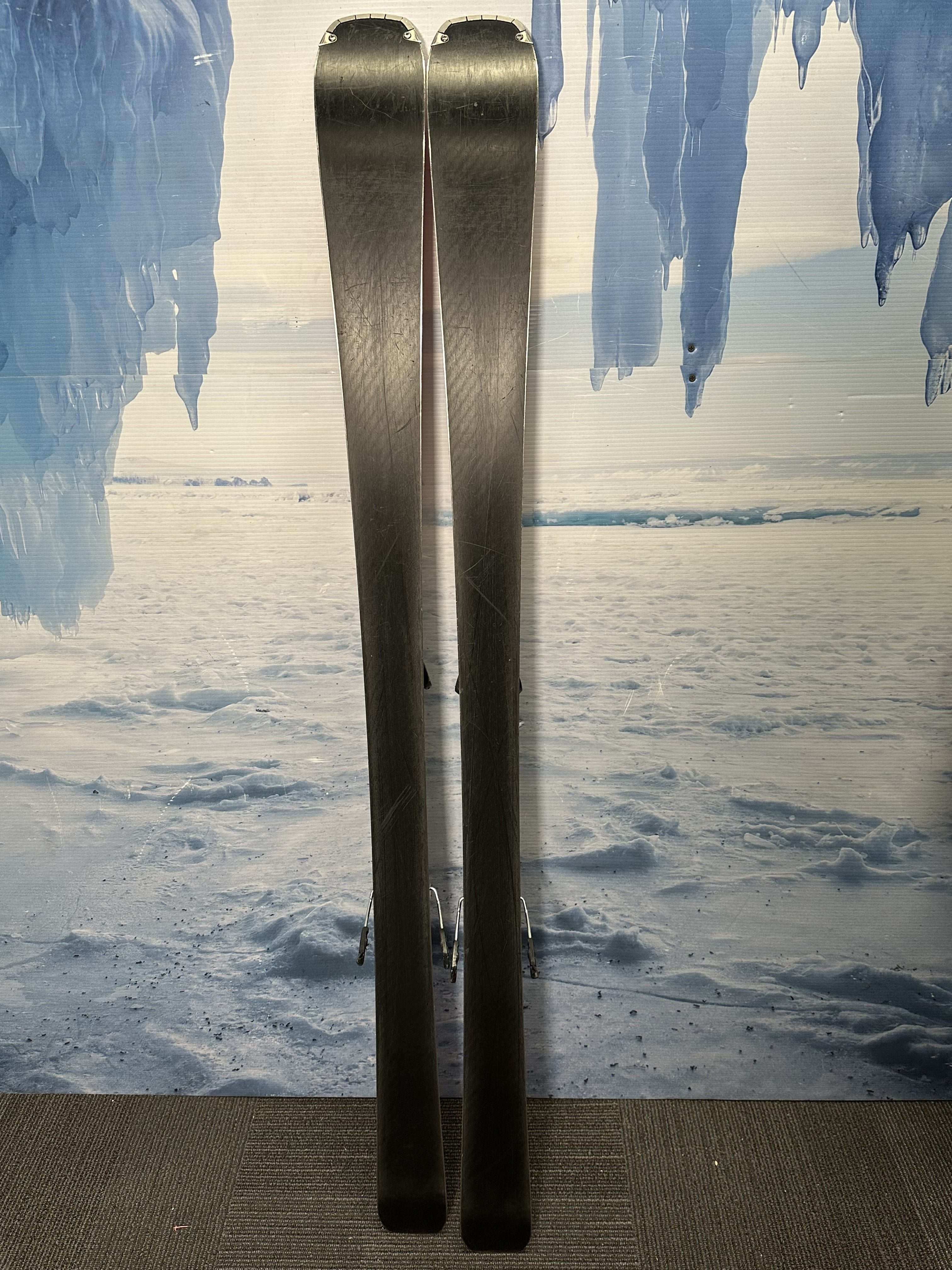 Used Atomic Vantage 163cm Skis w/ Atomic Lithium 10 Bindings