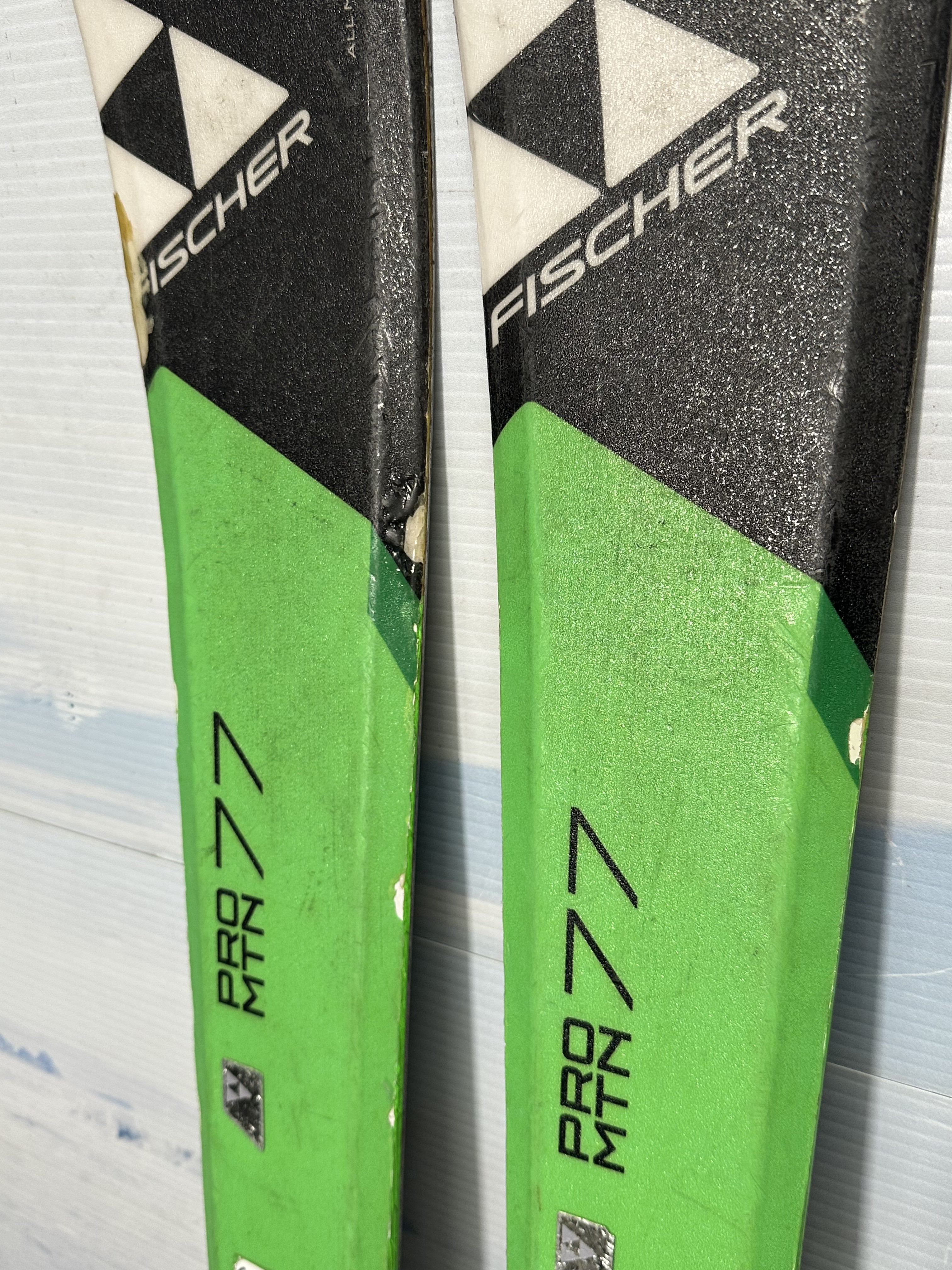 Used Fischer Pro MTN 164cm Skis w/ Fischer RS 11 Rental Binding