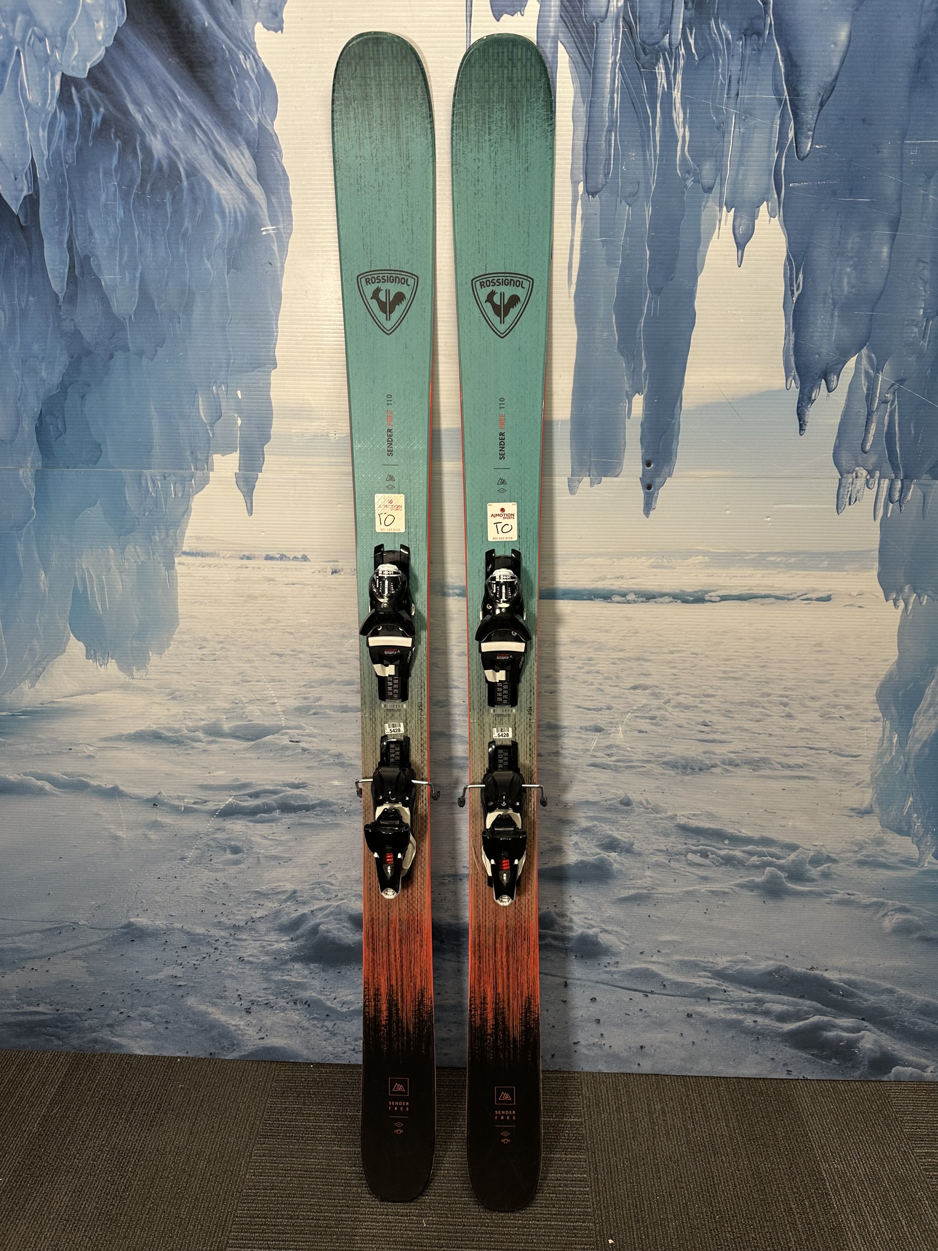 Lightly Used Rossignol Sender Free 110 184cm Skis w/ Look Konect 12 GW Bindings