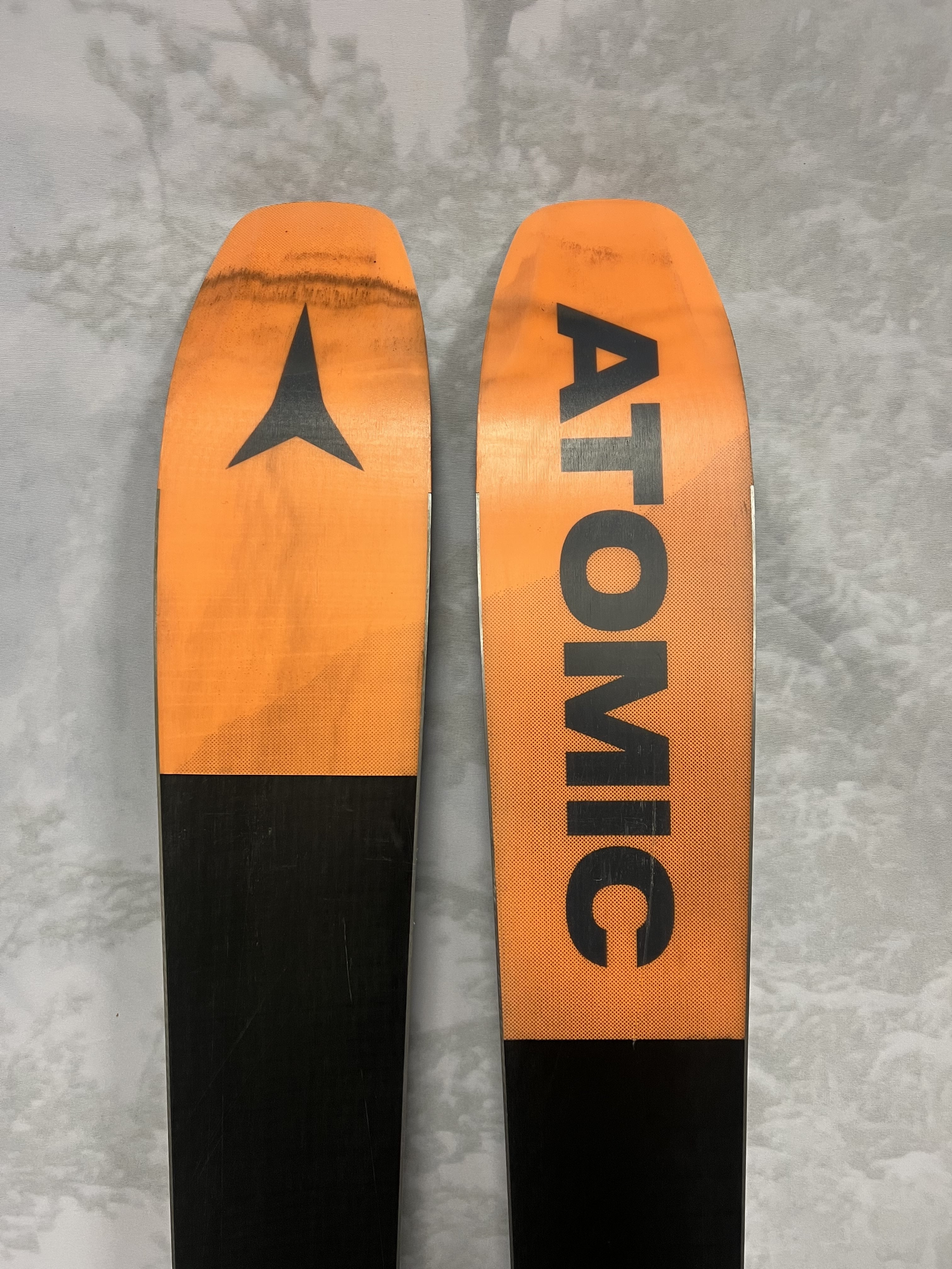 Lightly Used Atomic Maverick 95 TI Skis - 188 cm w/ Salomon Strive 13 Binding