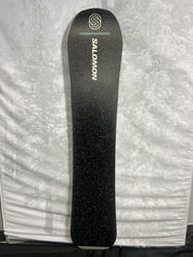 Lightly used 2025 Salomon Super 8 154cm Snowboard