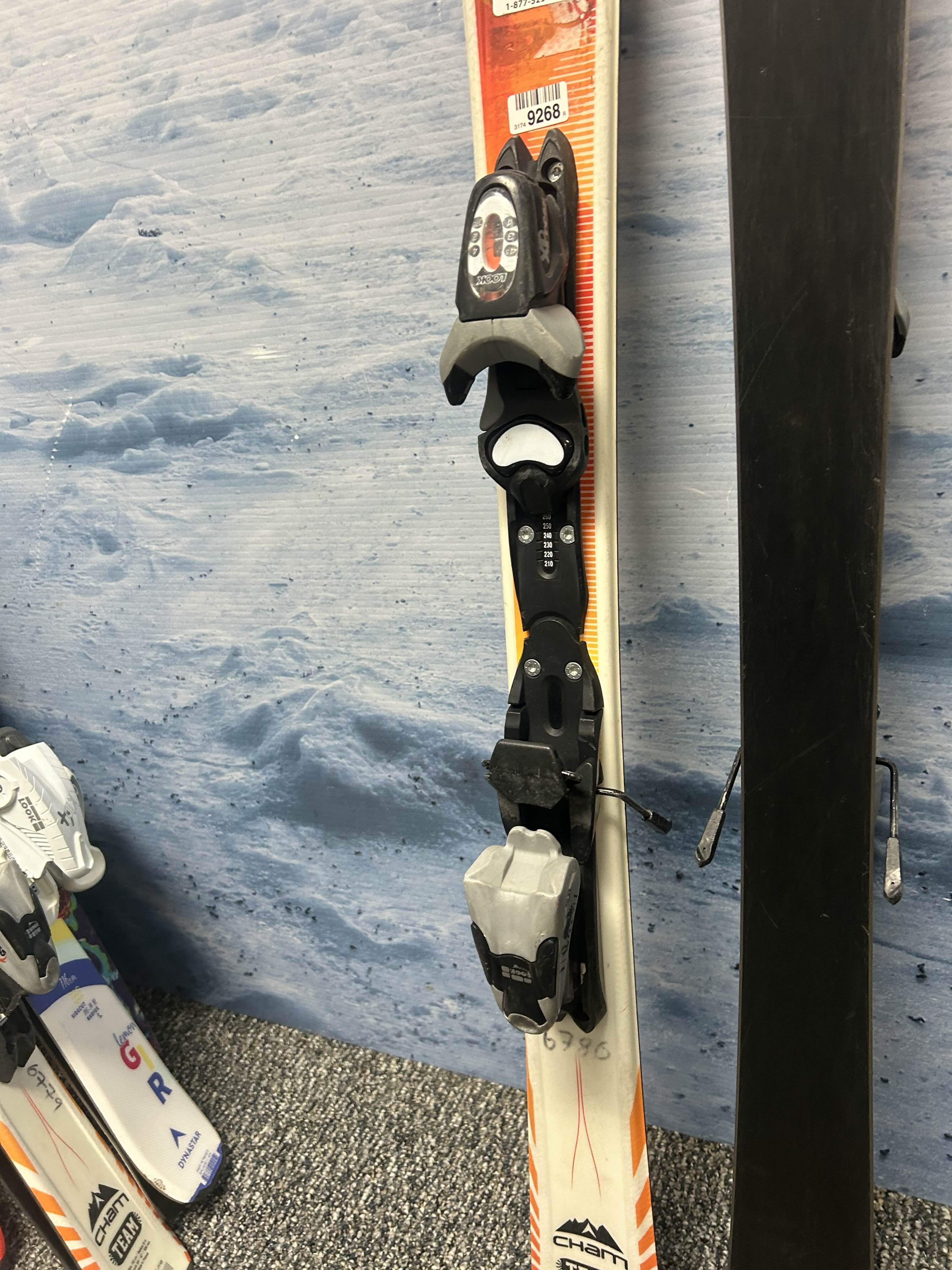 Used Dynastar Cham Team 110cm Jr Kids Skis w/ Look Xpress 4.5 Demo Binding