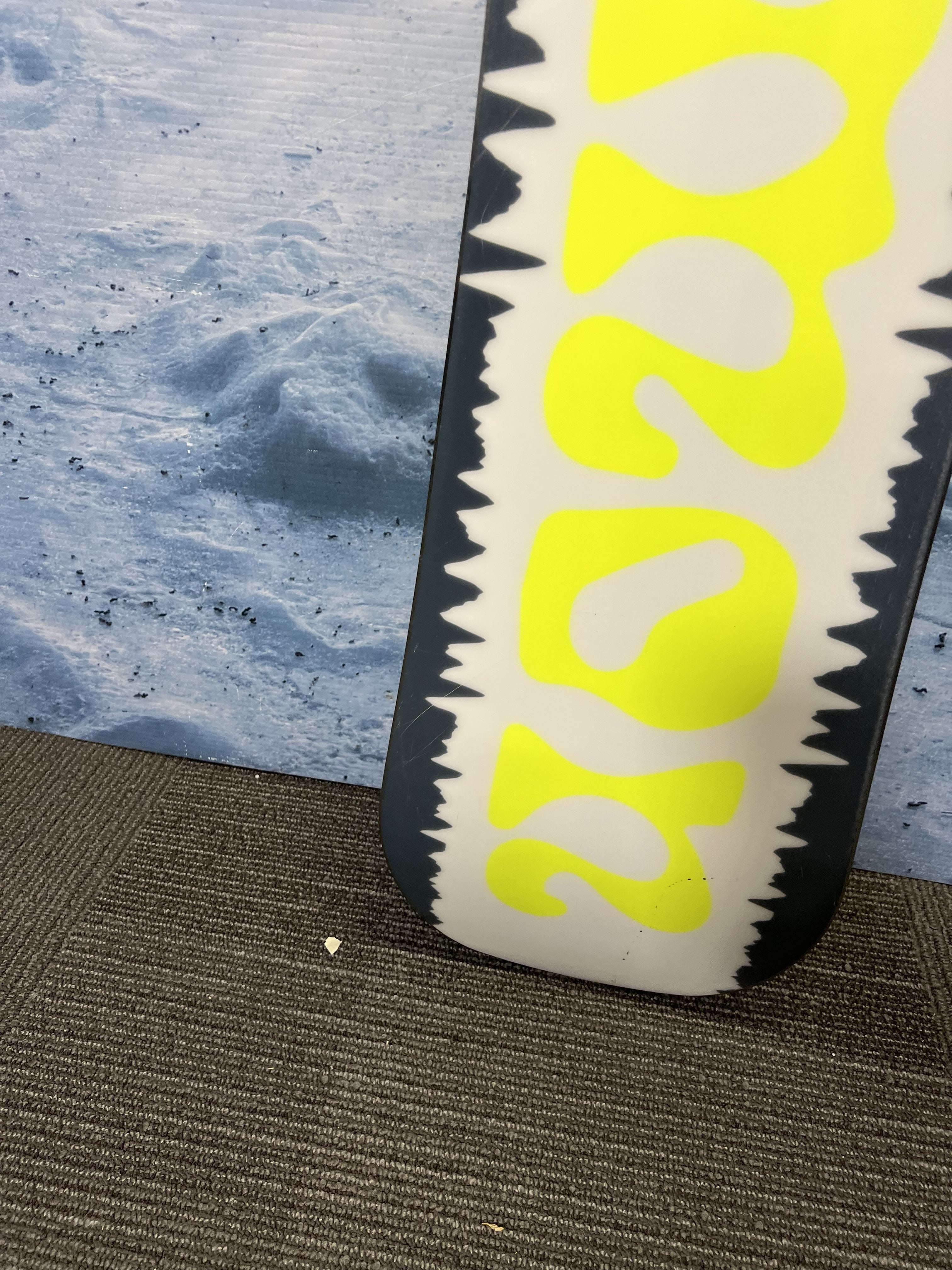 Used Salomon Sleep Walker Snowboard 138cm