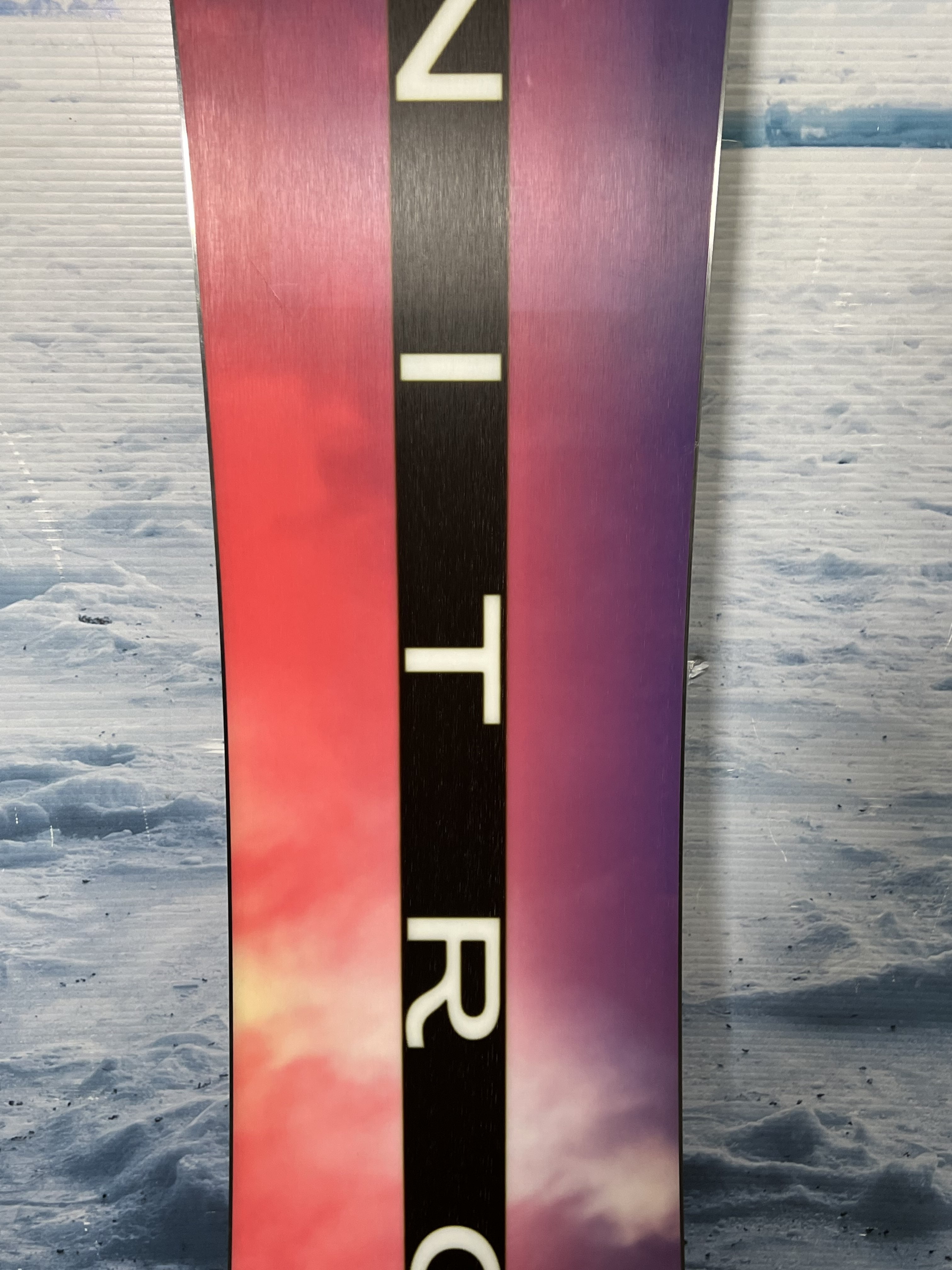 Lightly Used Nitro Fate Women's Snowboard 2024- 147 CM