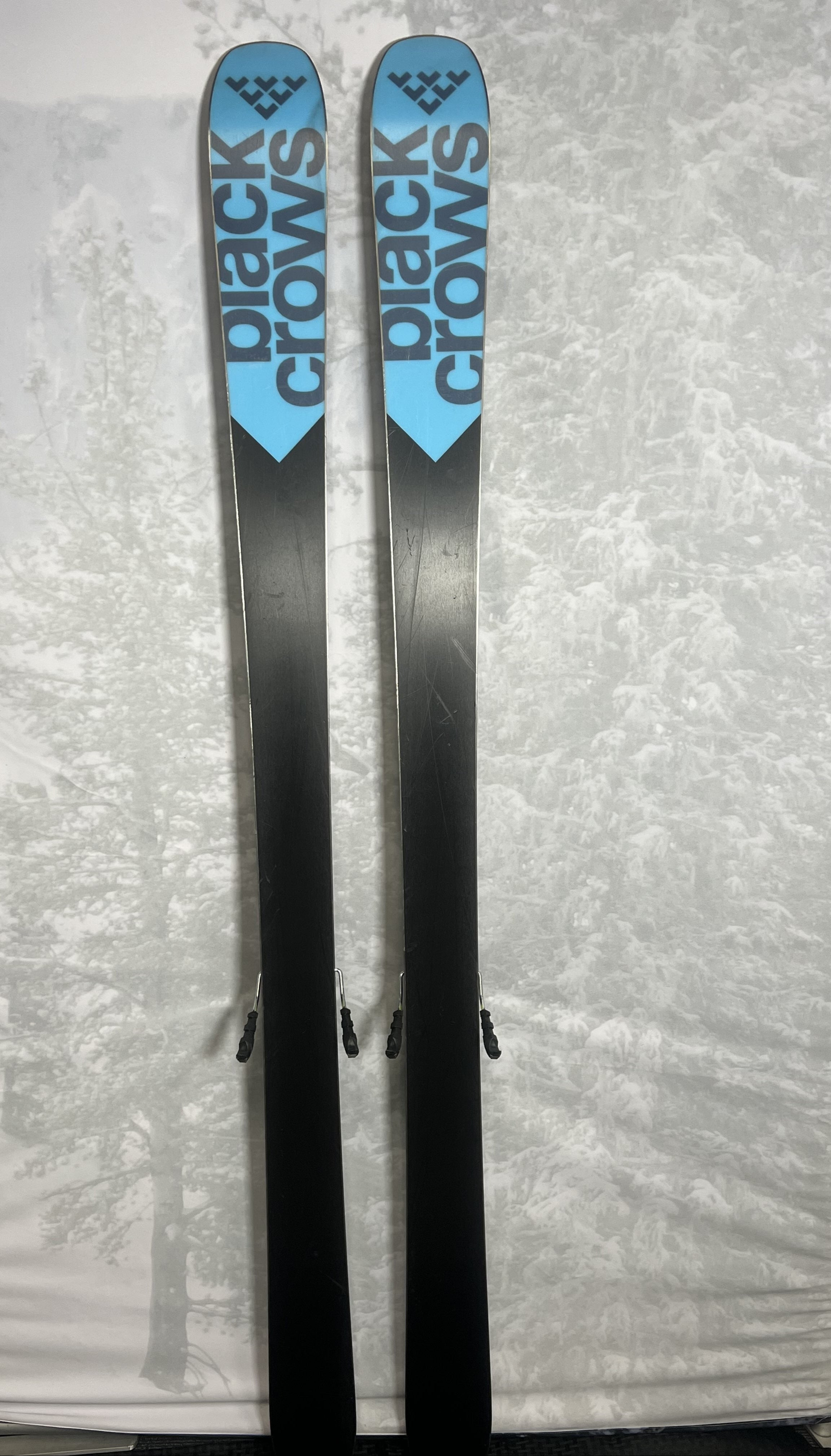 Used Black Crow Serpo 2025 Ski 180cm w/ Tyrolia Attack 13 Bindings